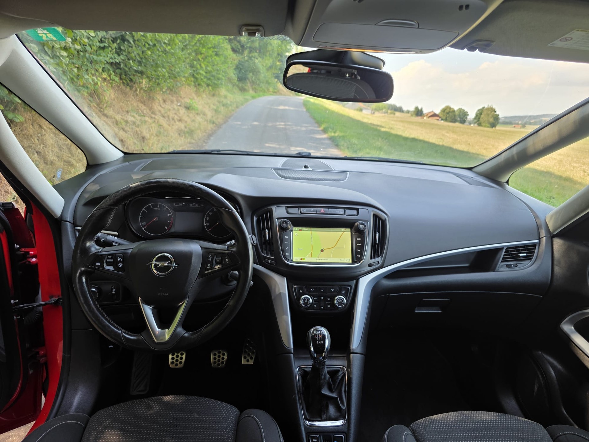 OPEL Zafira 1.6i 16V Turbo Excellence-image-6