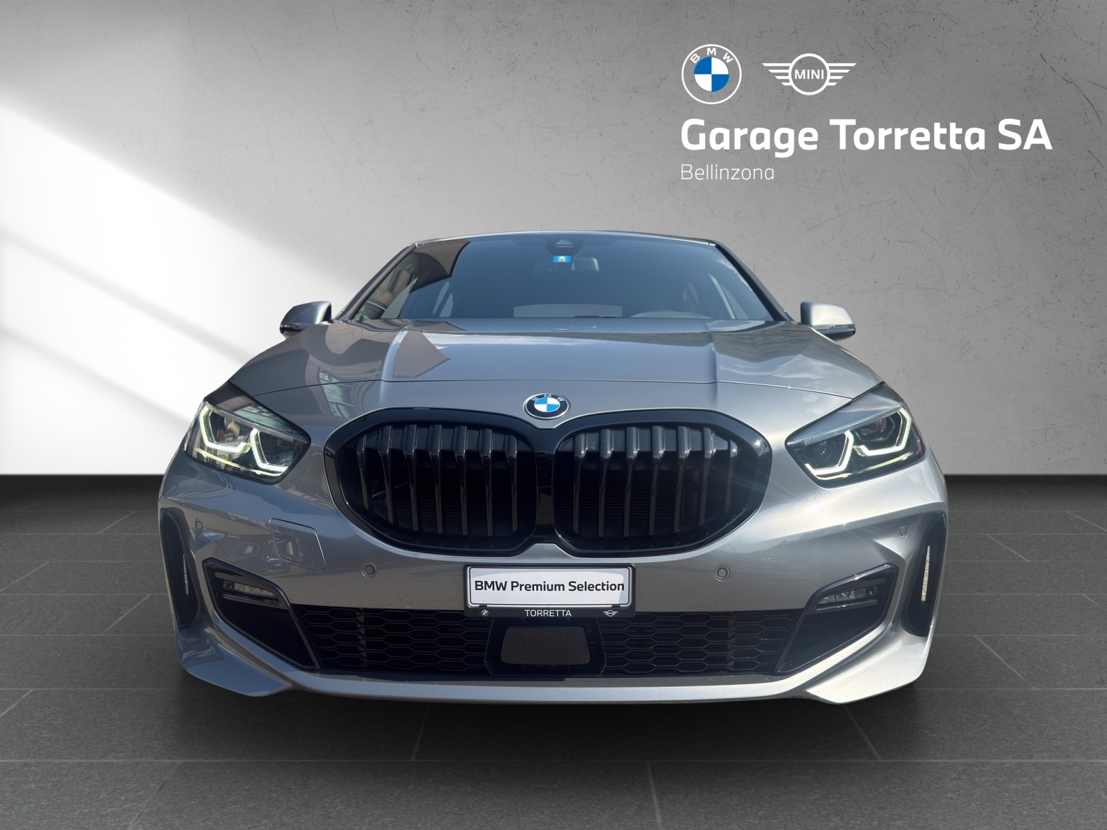 BMW 118i Pure M Sport Steptronic-image-7