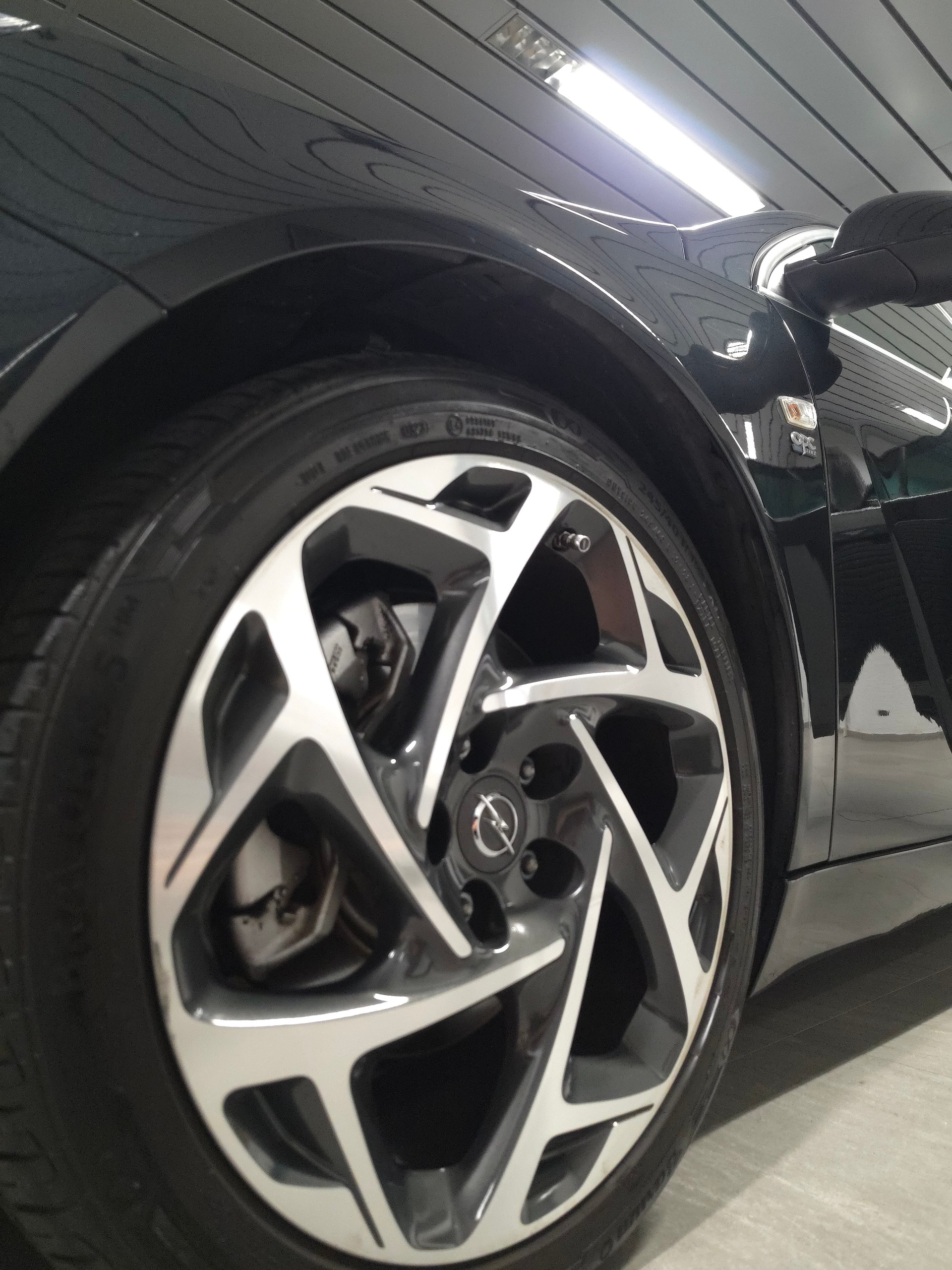 OPEL Insignia Sports Tourer 2.0 Turbo Sport-image-23