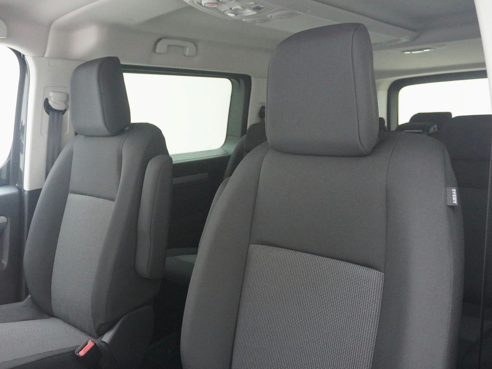 OPEL Vivaro XL 2.2 9Plätzer-image-3