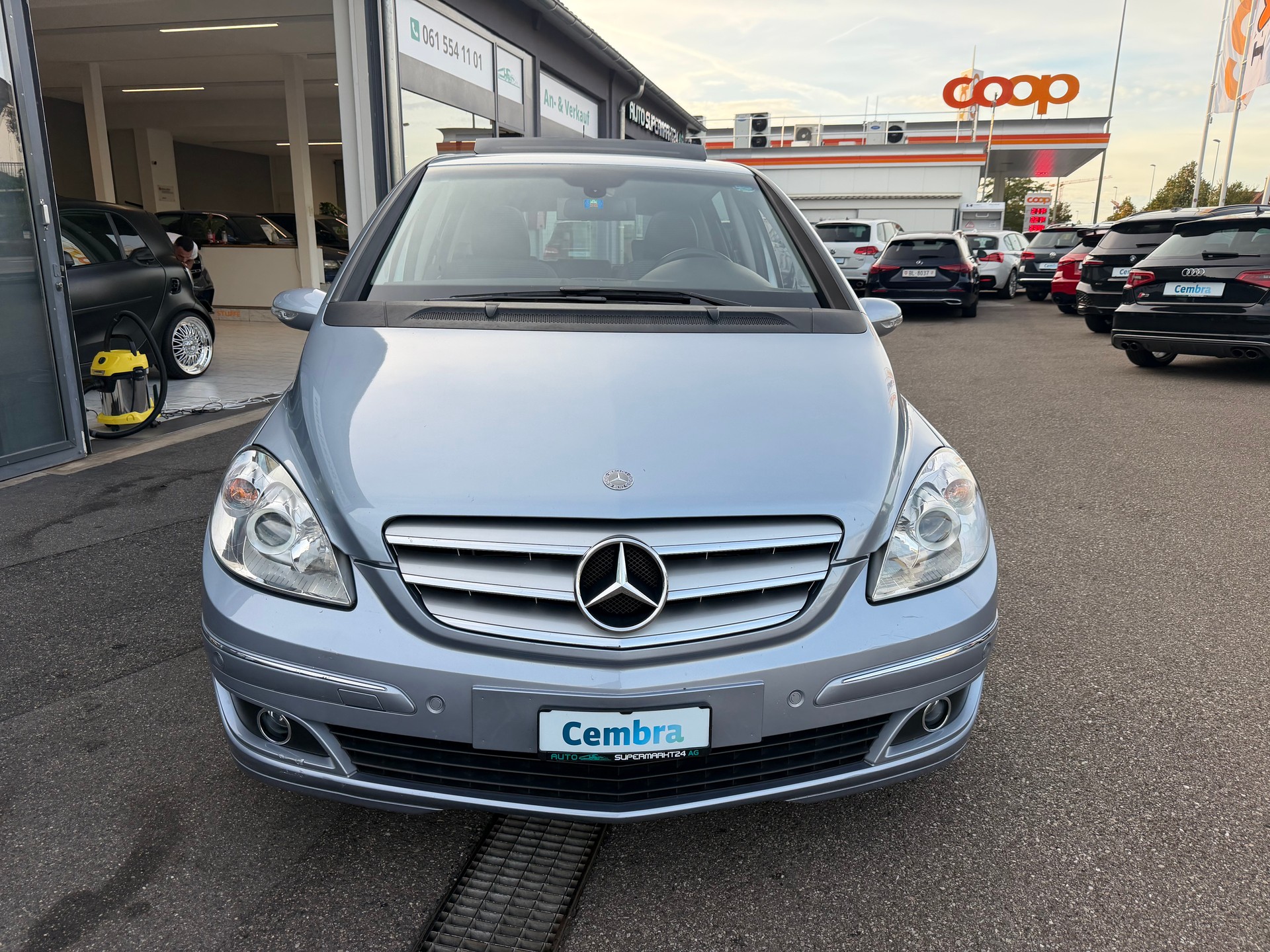 MERCEDES-BENZ B 200-image-7
