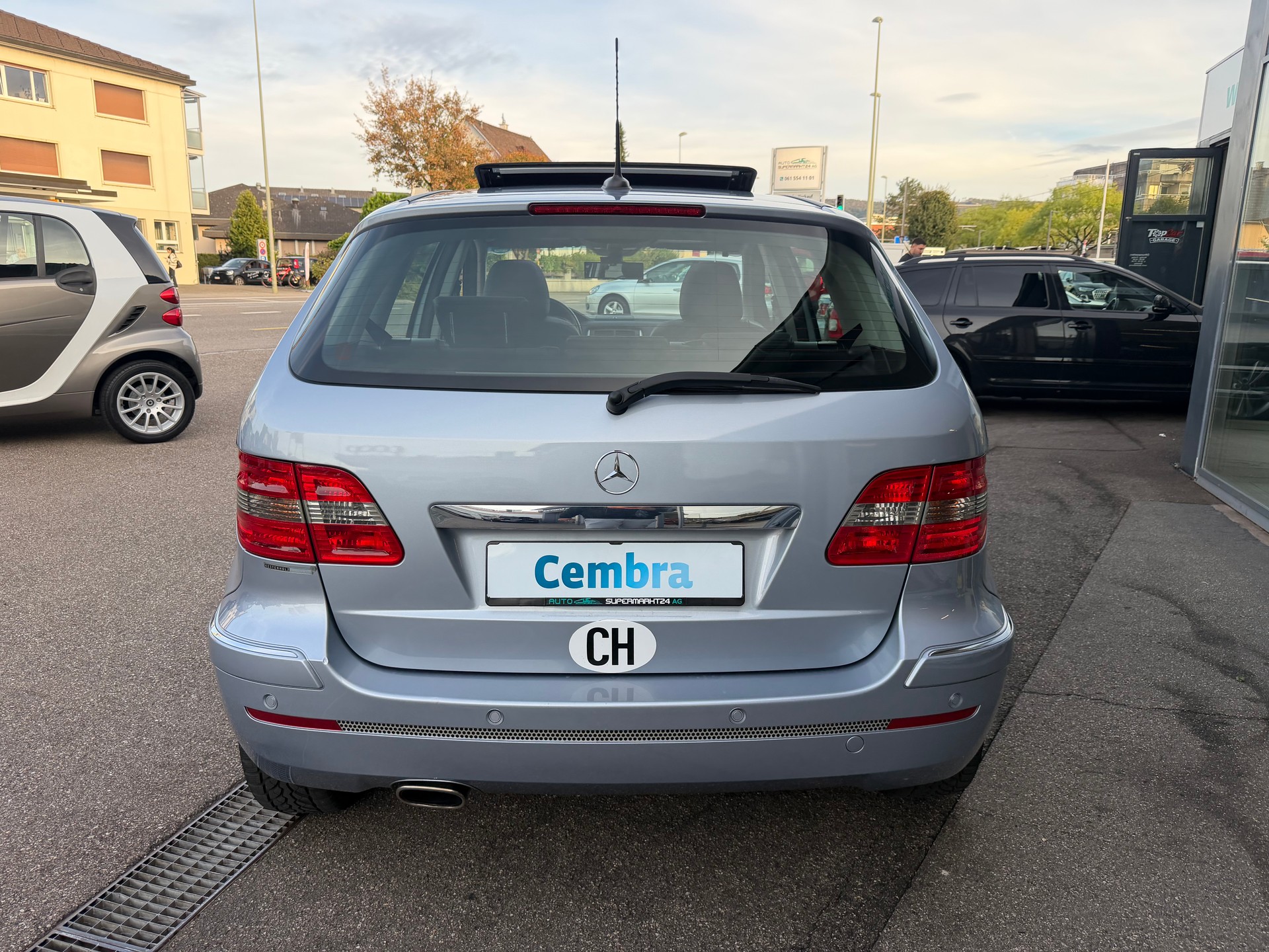 MERCEDES-BENZ B 200-image-3