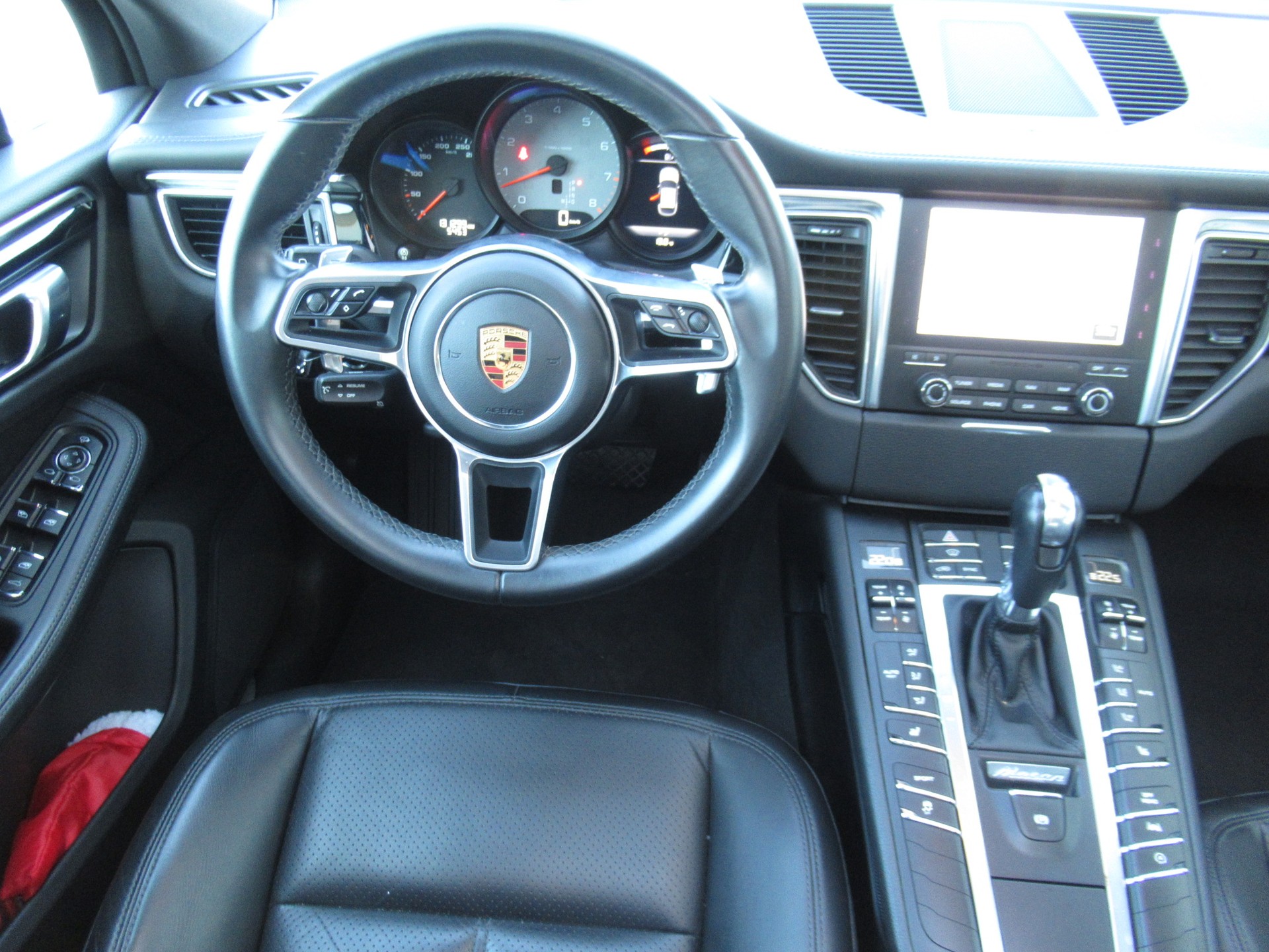 PORSCHE Macan S PDK-image-8