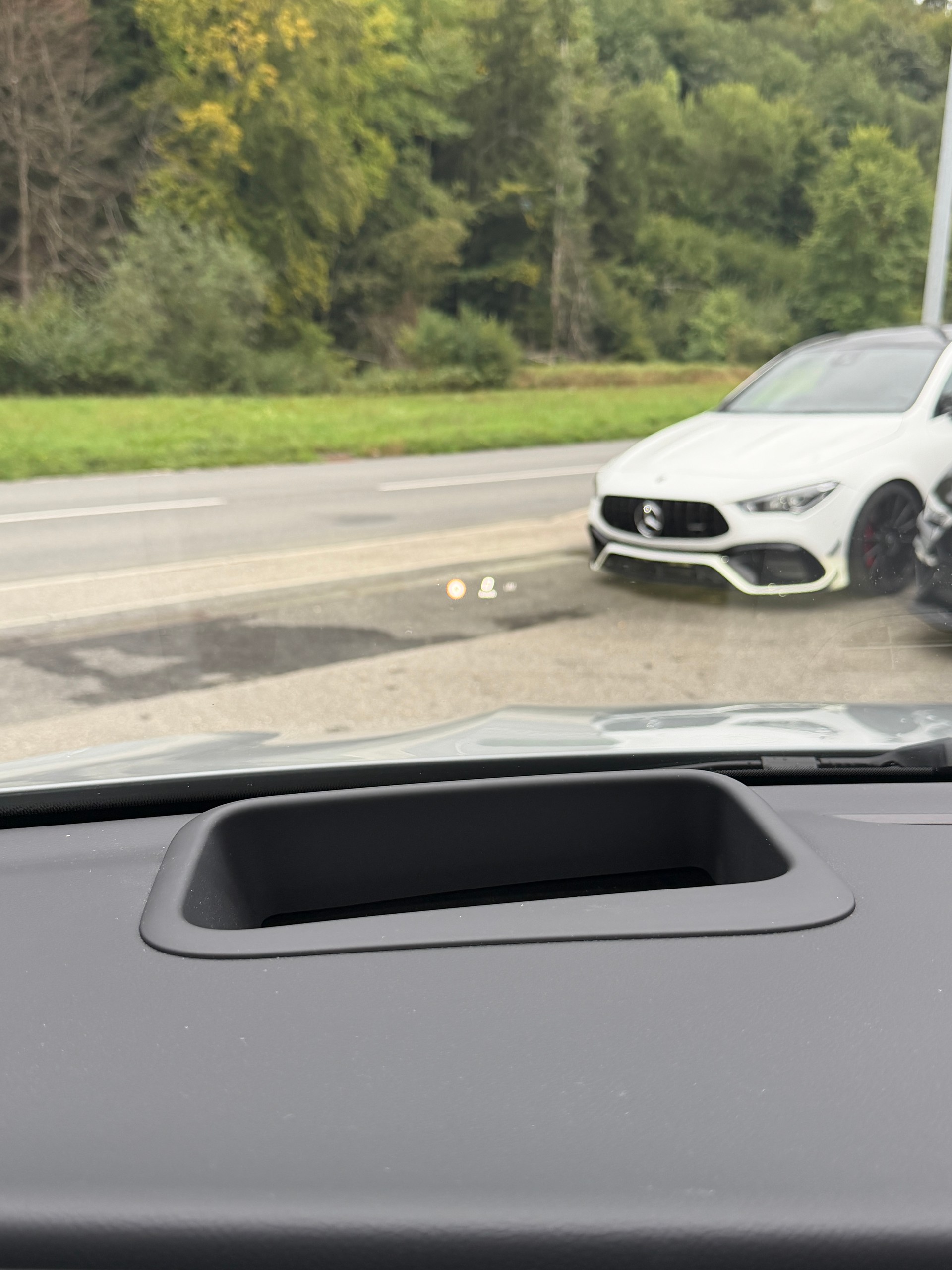 MERCEDES-BENZ CLA 220 8G-DCT 4Matic AMG Line-image-14