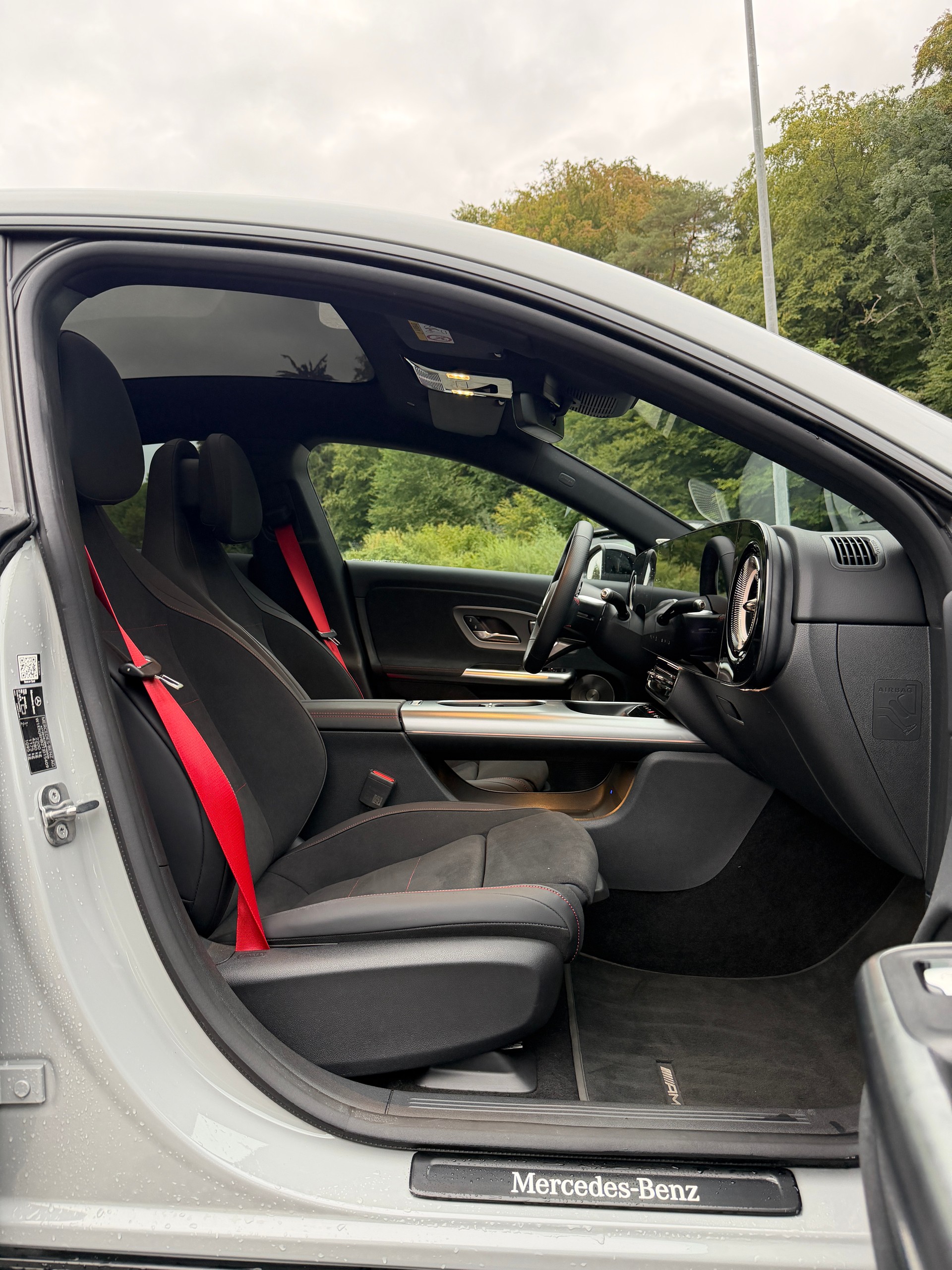 MERCEDES-BENZ CLA 220 8G-DCT 4Matic AMG Line-image-10