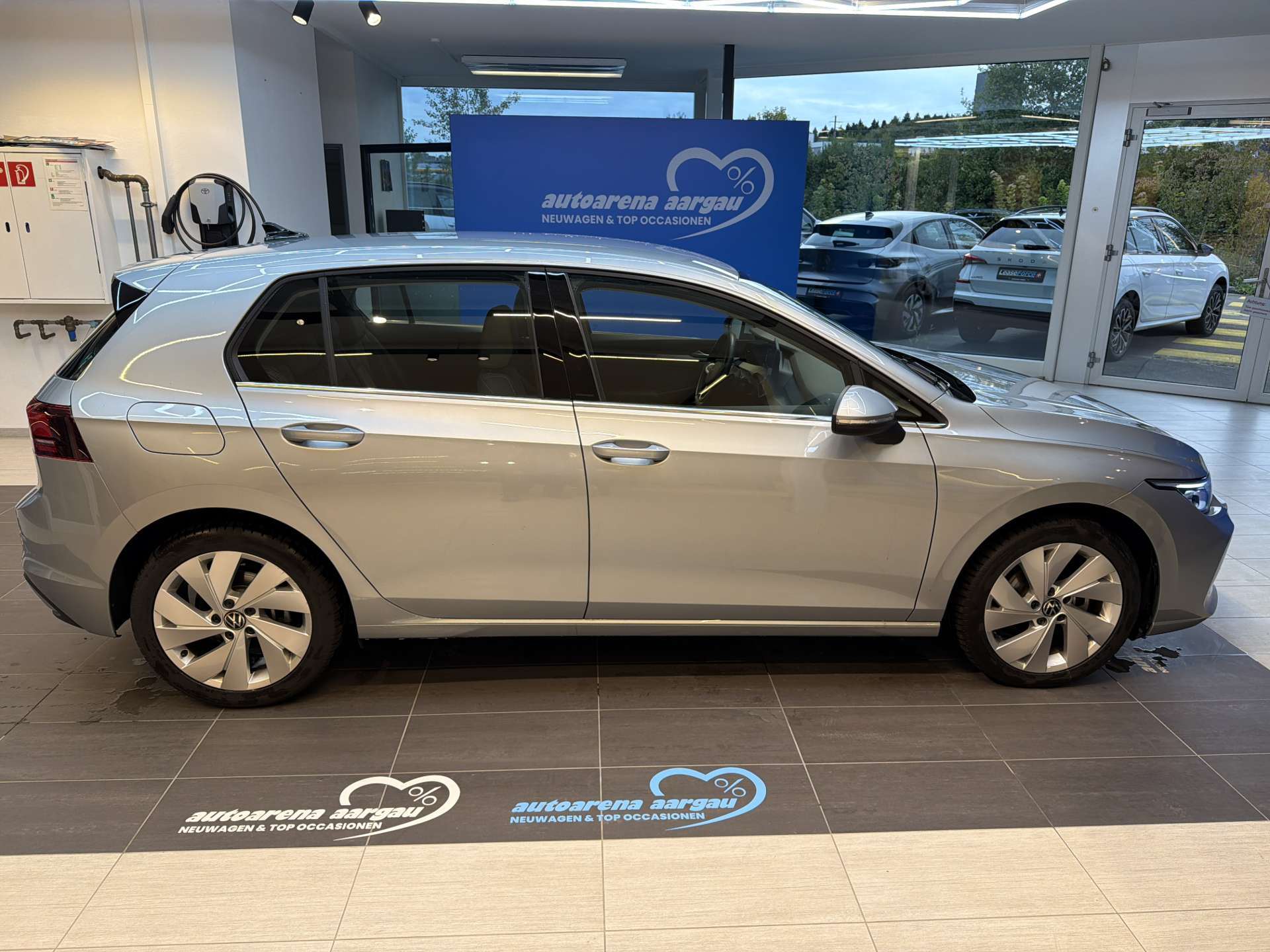 VW Golf 2.0 TDi Style DSG-Automat-image-11