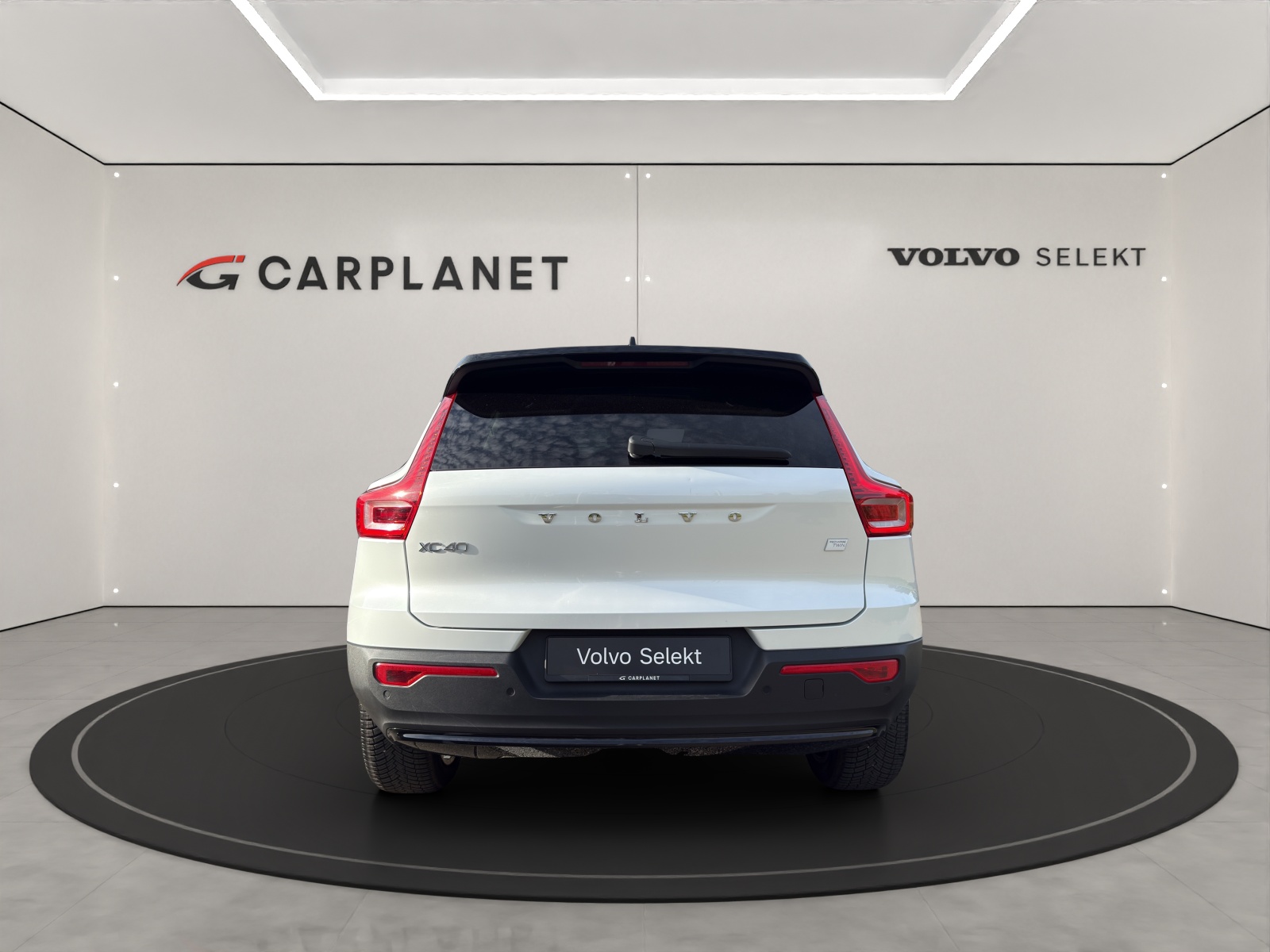 VOLVO XC40 P8 Twin Ultimate AWD-image-4