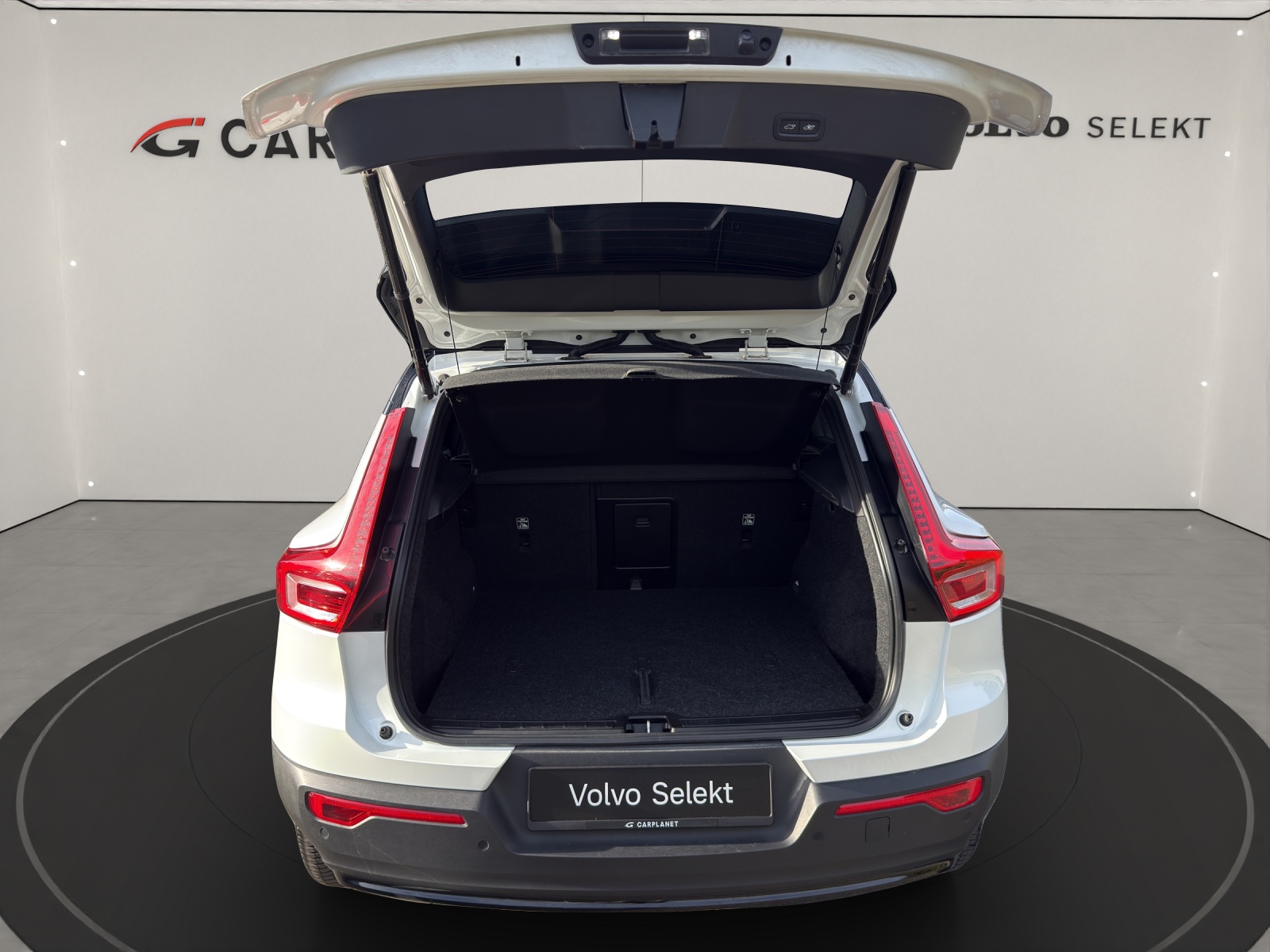 VOLVO XC40 P8 Twin Ultimate AWD-image-5