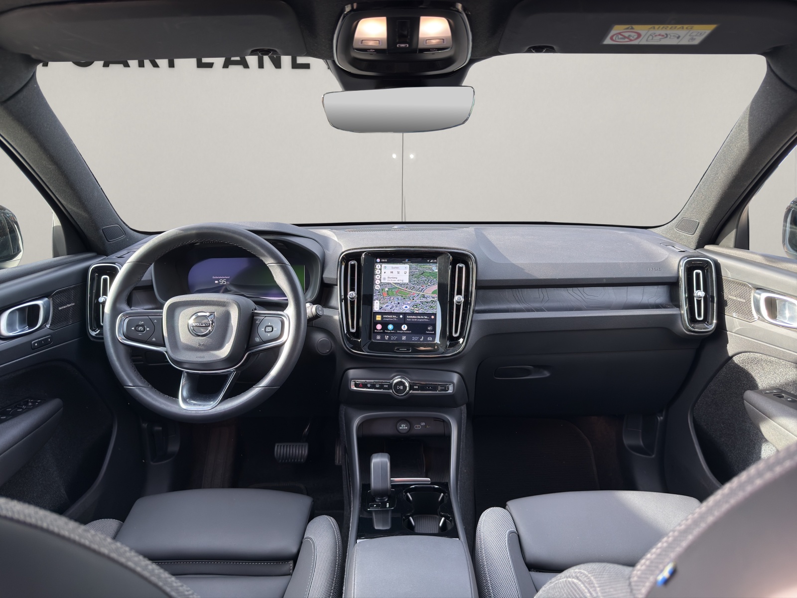 VOLVO XC40 P8 Twin Ultimate AWD-image-13