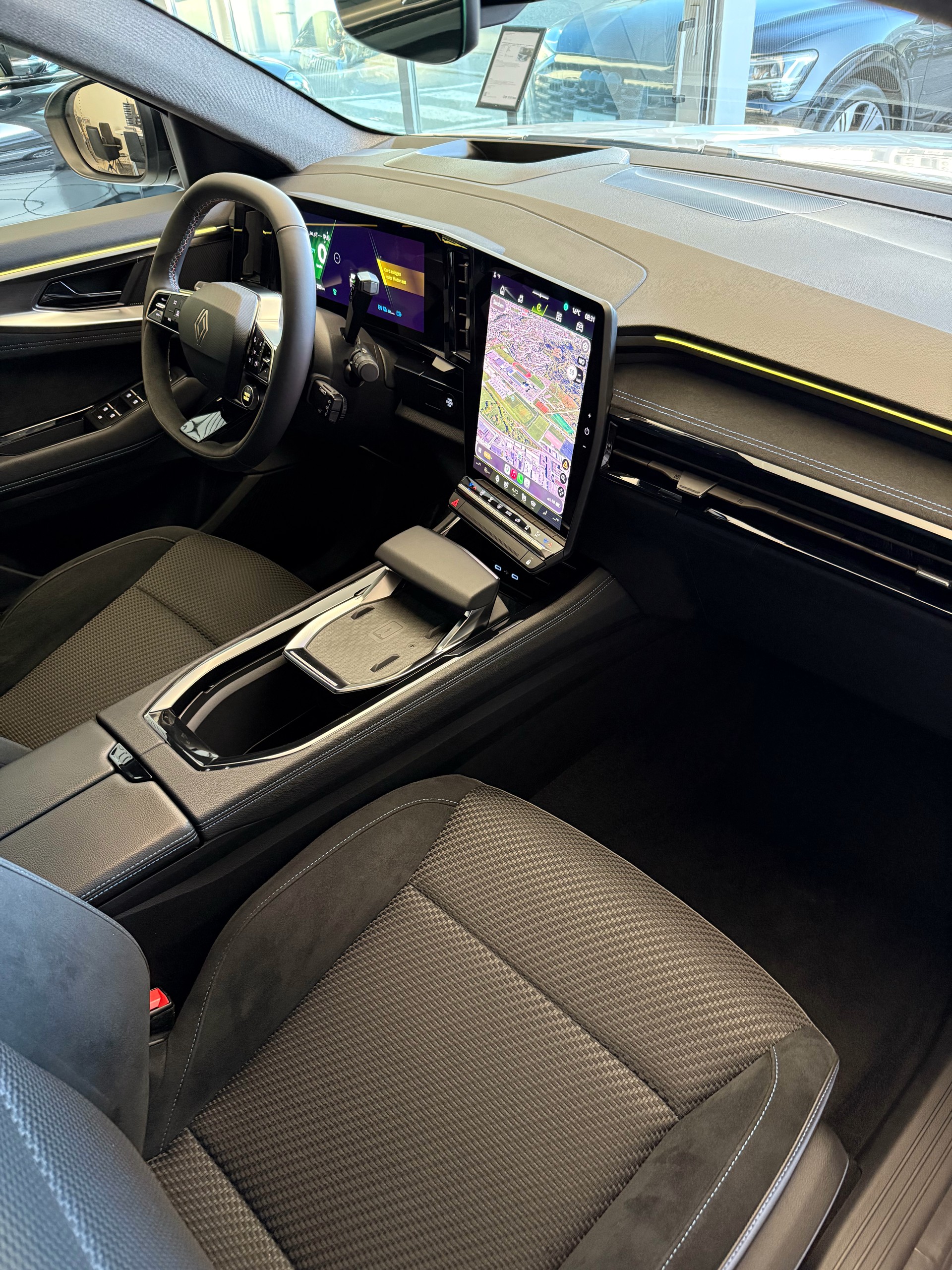 RENAULT Espace 1.2 E-Tech 200 Esprit Alpine 5-Sitze-image-17
