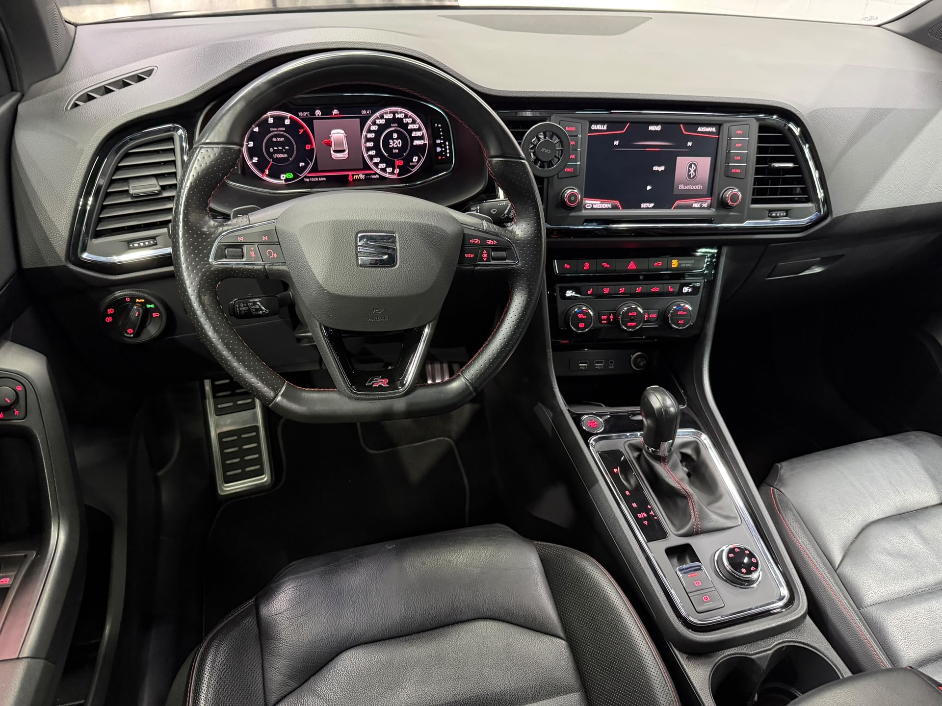 SEAT Ateca 2.0 TSI FR 4Drive DSG-image-13