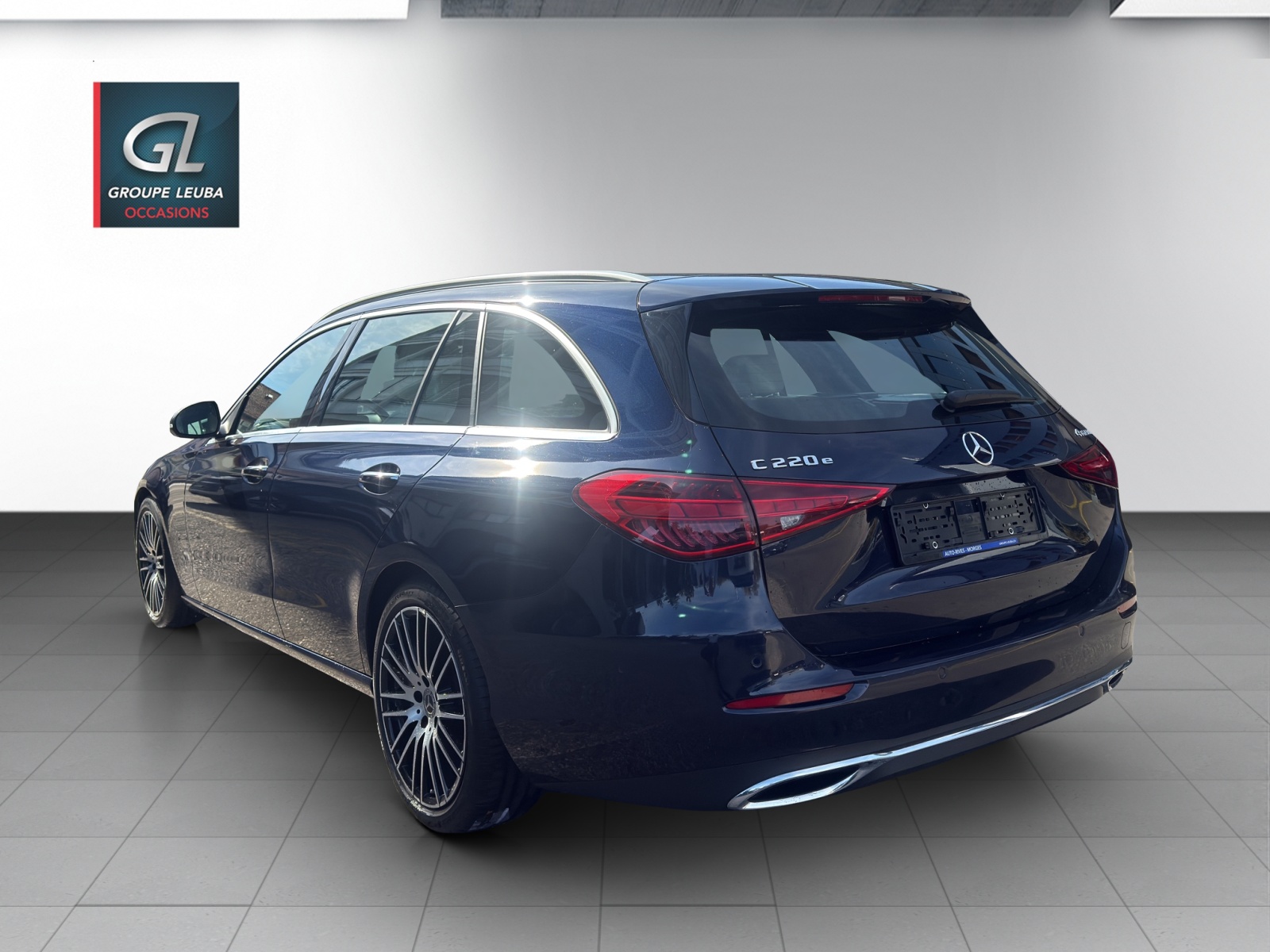 MERCEDES-BENZ C 220 d-image-4