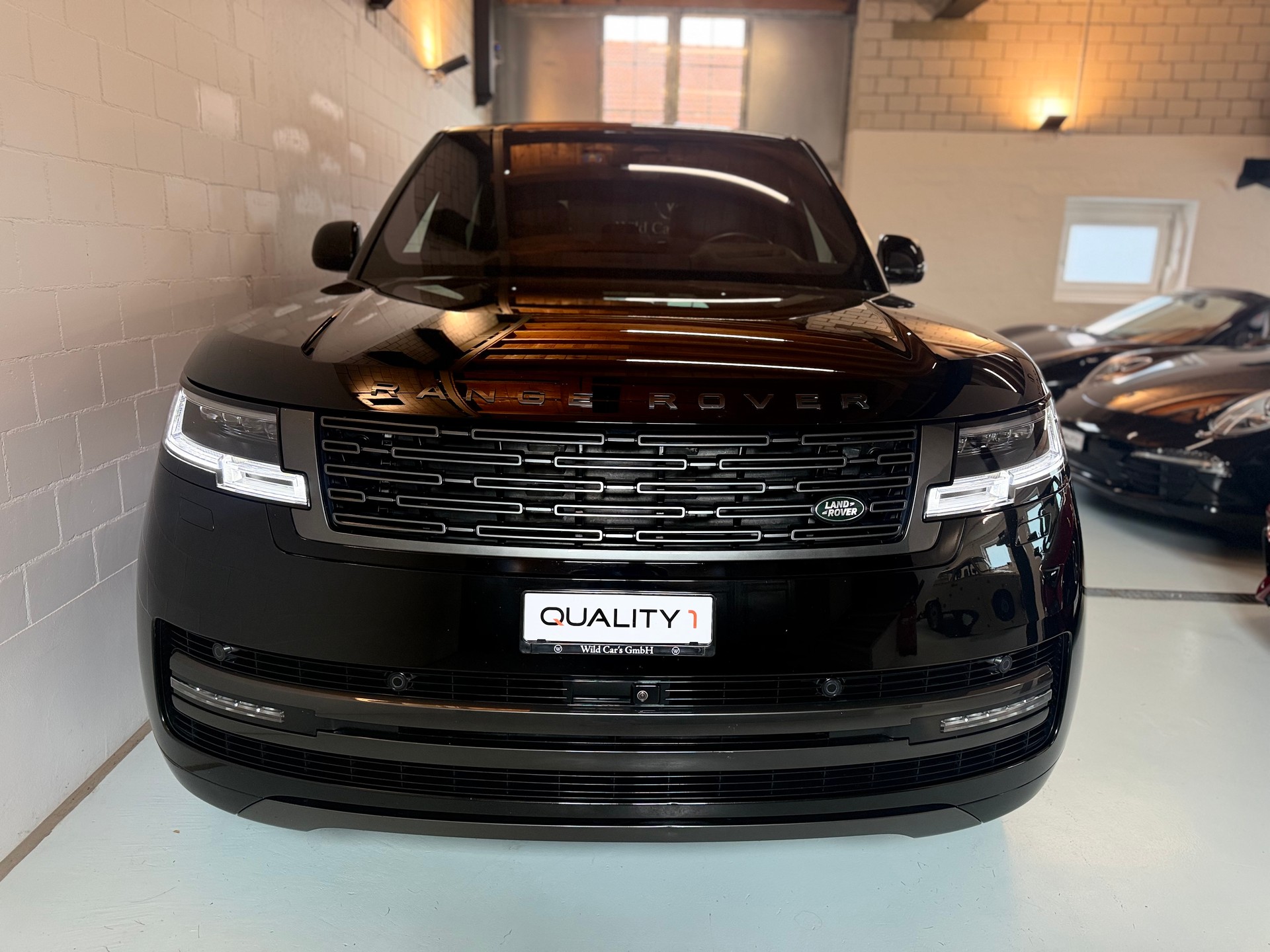 LAND ROVER Range Rover D300 3.0D I6 MHEV HSE Automatic-image-1