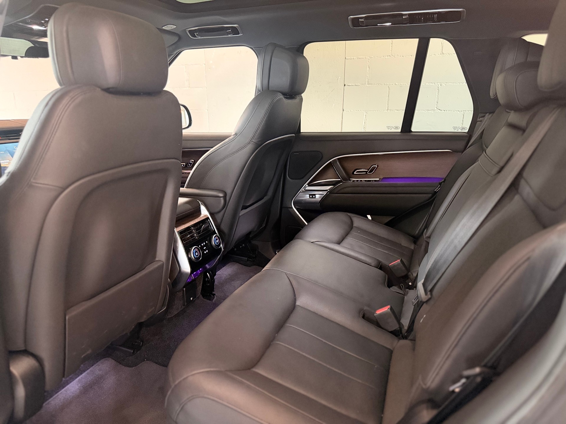 LAND ROVER Range Rover D300 3.0D I6 MHEV HSE Automatic-image-13
