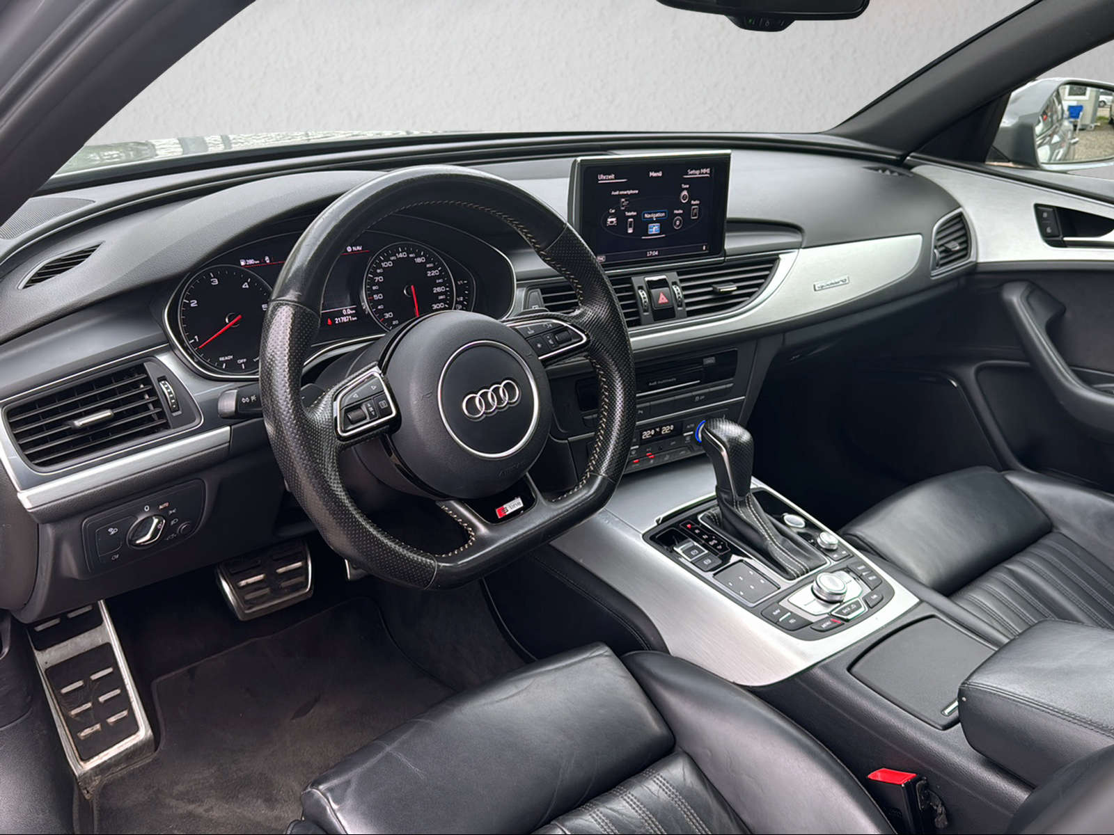 AUDI A6 Avant 3.0 TDI V6 quattro S-tronic-image-7