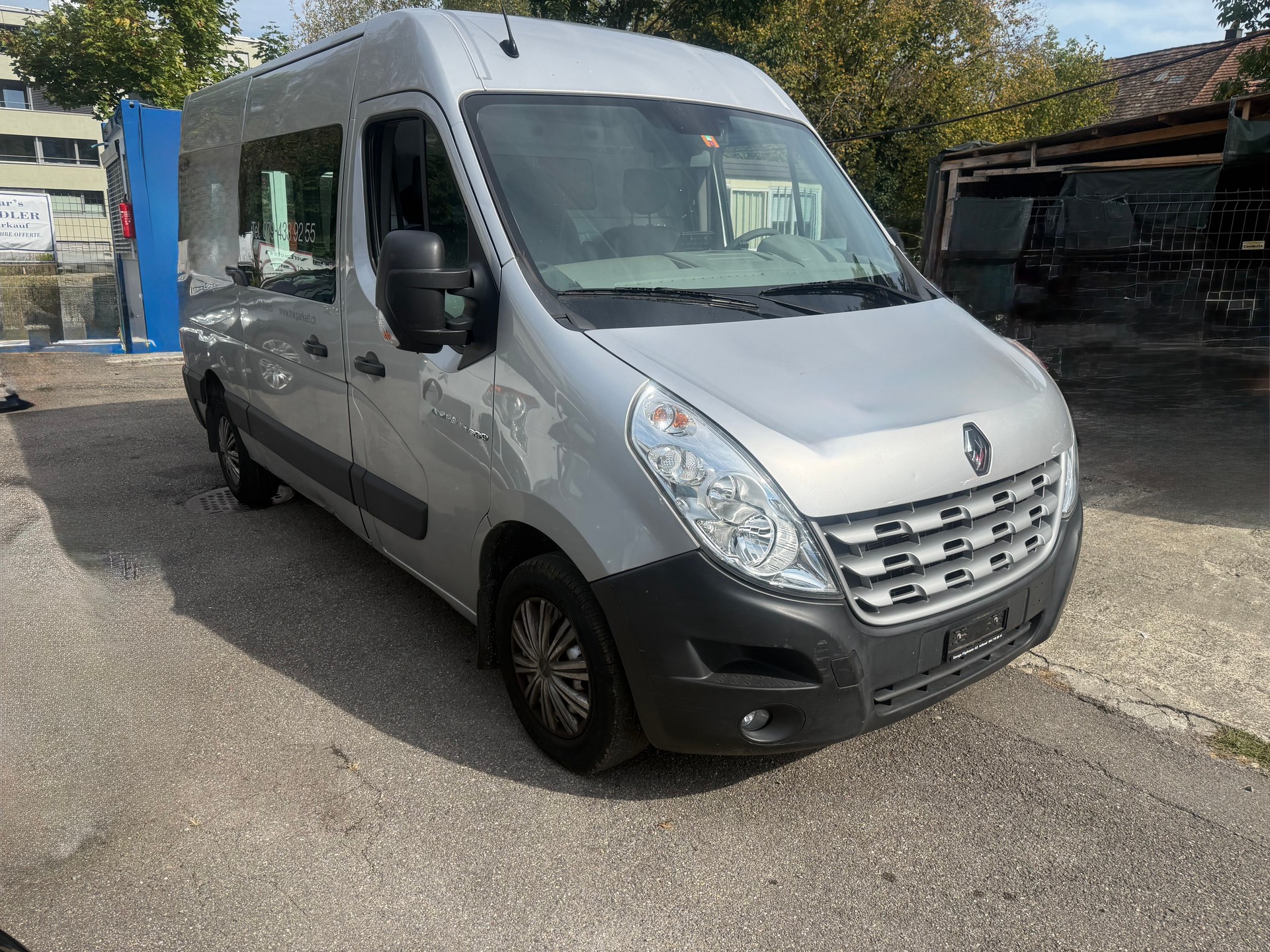 RENAULT Master T33 2.3dCi L2H2-image-2