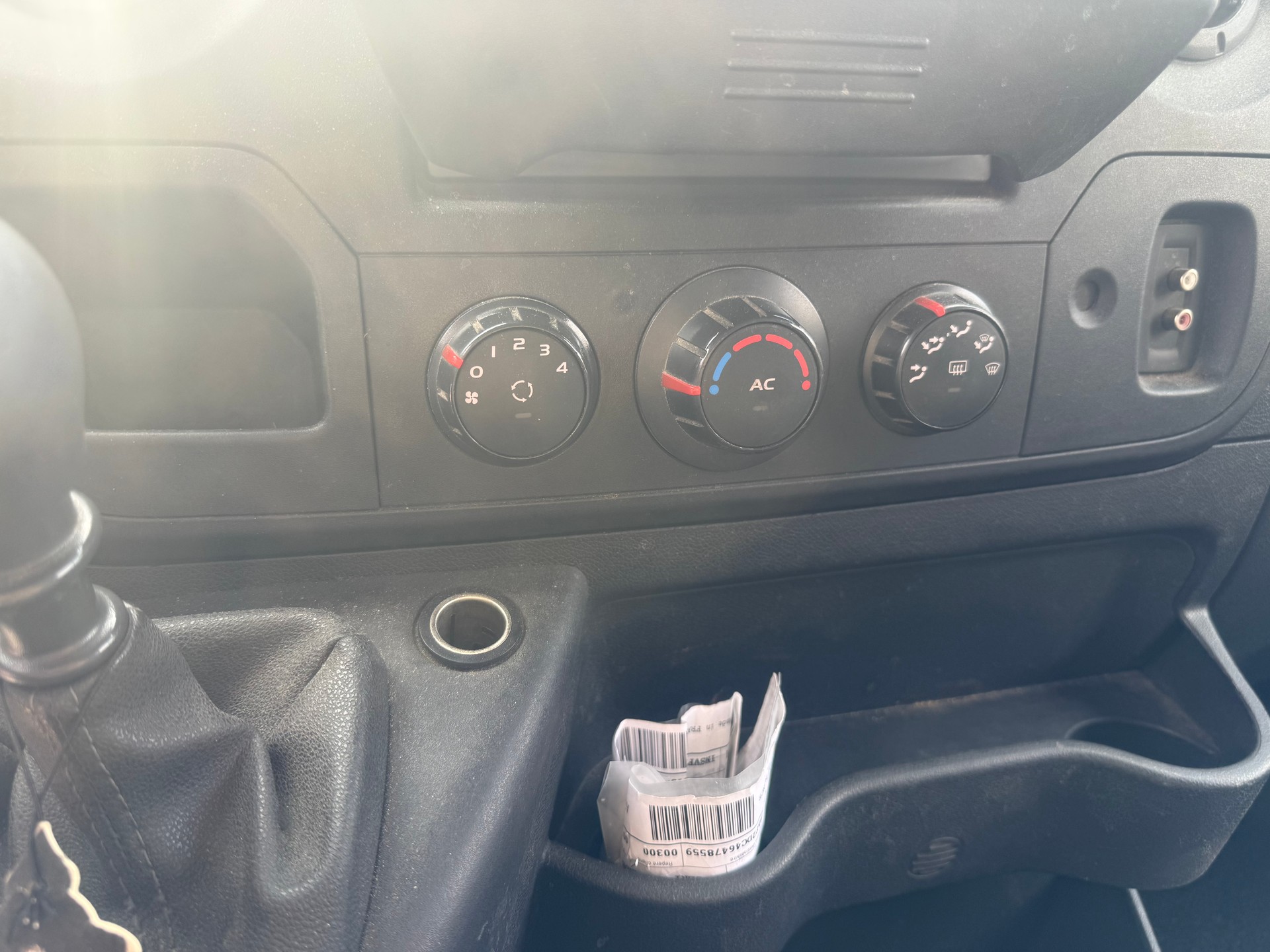 RENAULT Master T33 2.3dCi L2H2-image-9
