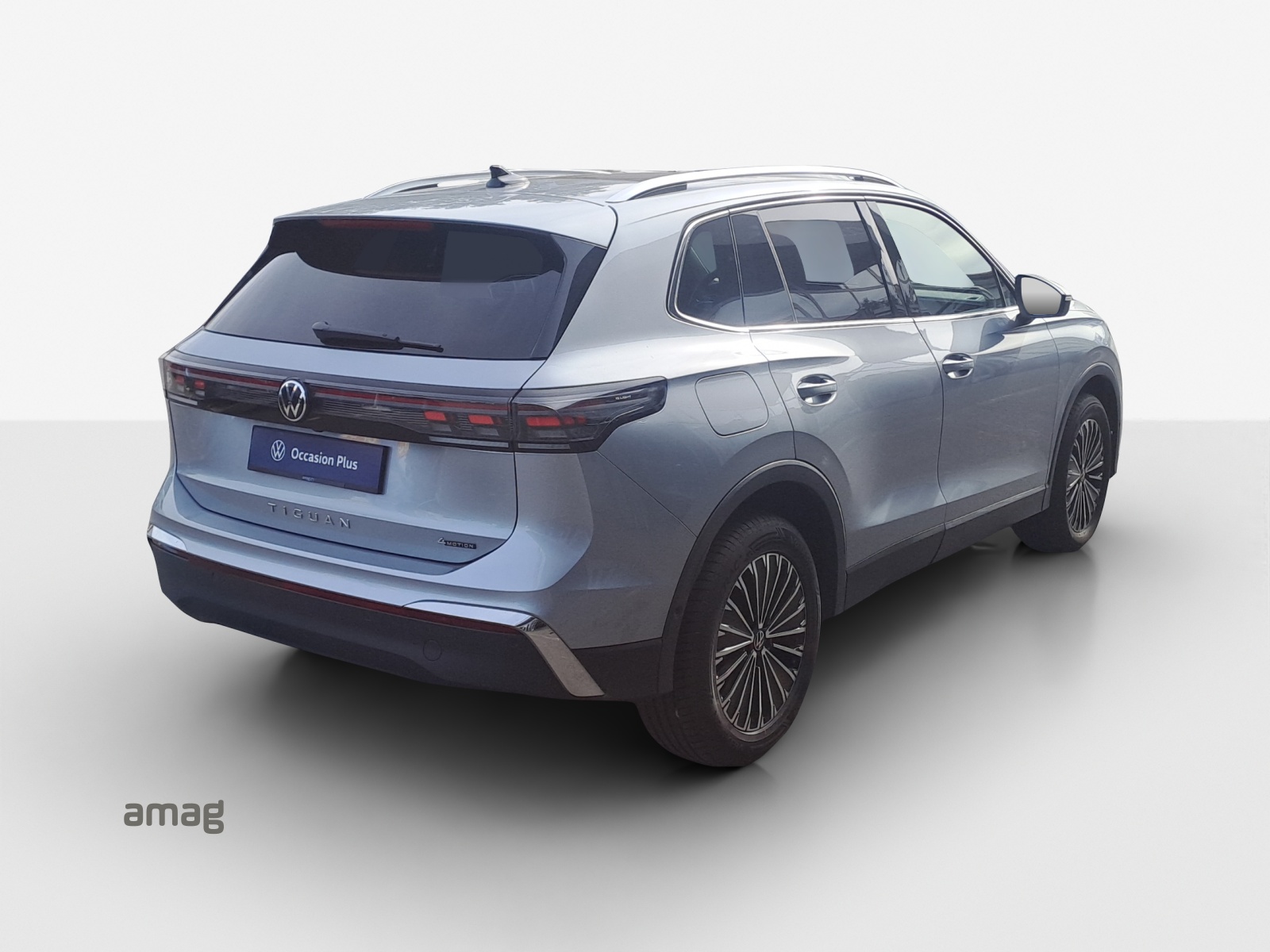 VW Tiguan 2.0 TSI DSG Elegance 4Motion-image-4