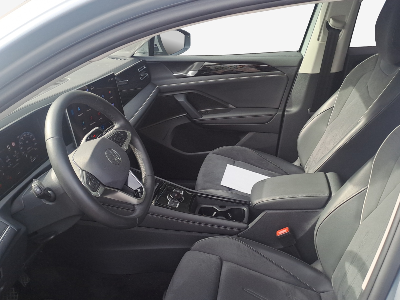 VW Tiguan 2.0 TSI DSG Elegance 4Motion-image-7