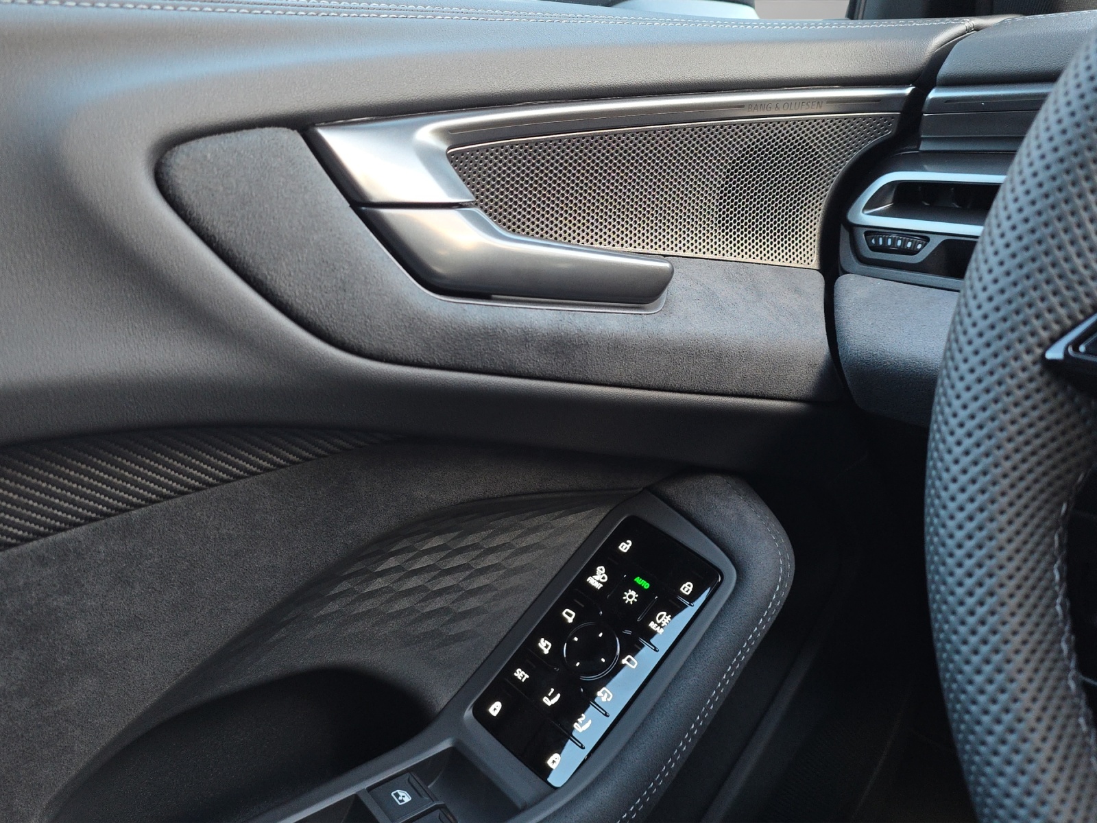 AUDI RS 5 Avant TFSI 470 kW Tiptronic quattro-image-14