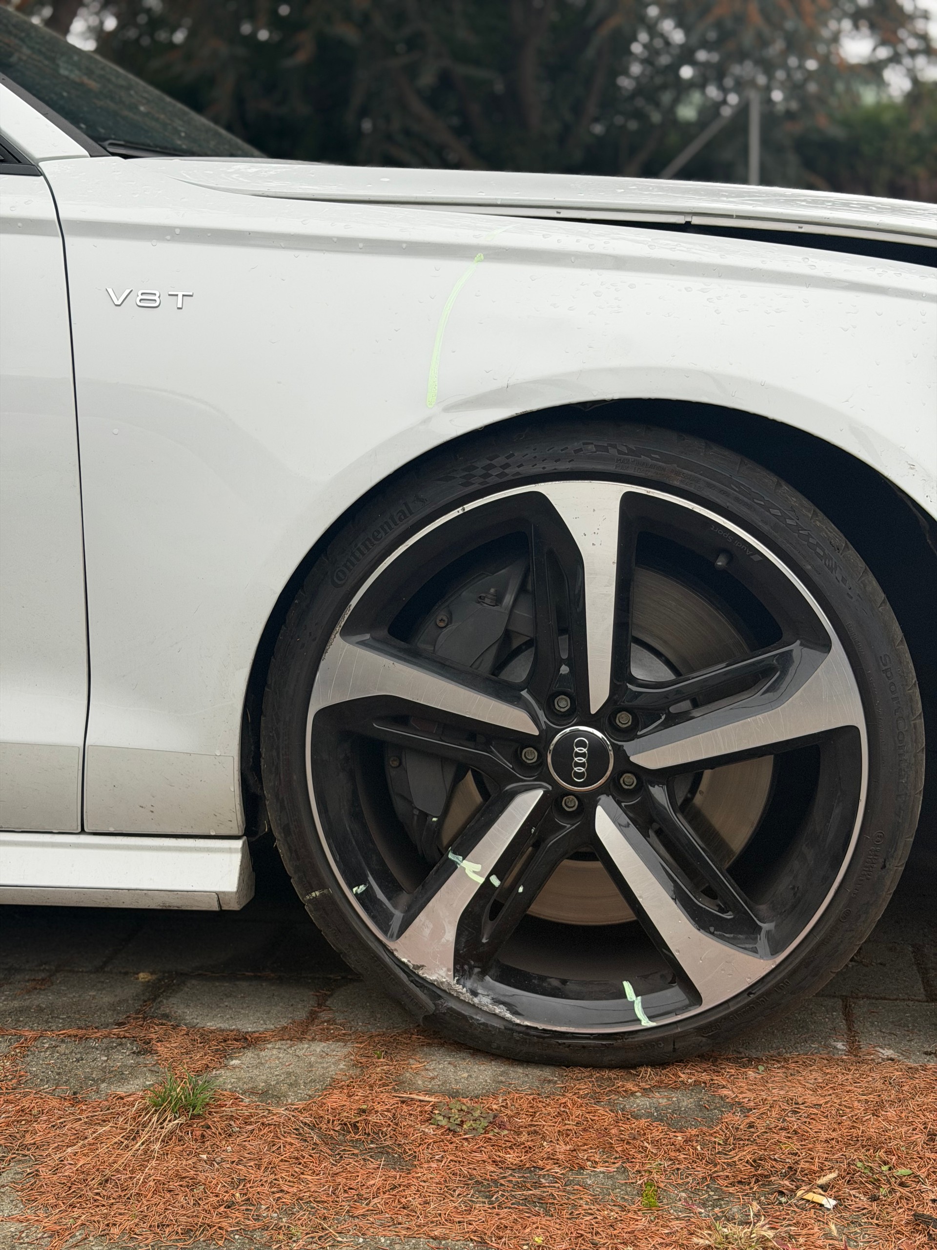 AUDI S6 Avant 4.0 TFSI V8 quattro S-tronic-image-4