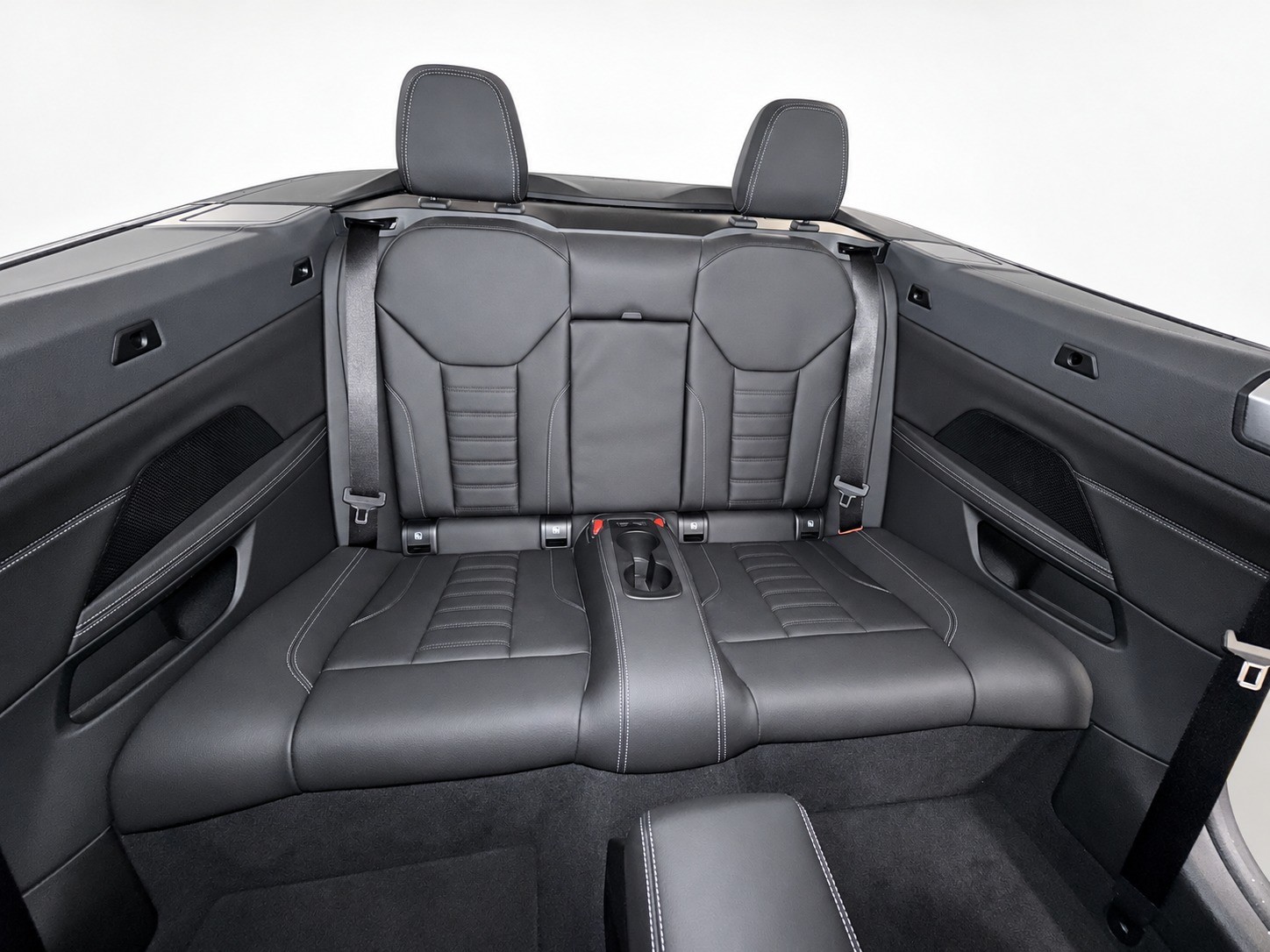BMW 420i Cabriolet M Sport Steptronic-image-22