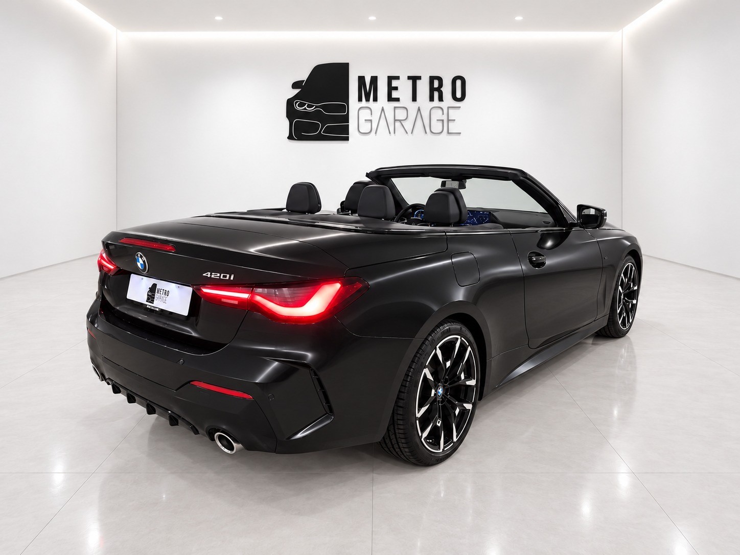 BMW 420i Cabriolet M Sport Steptronic-image-4