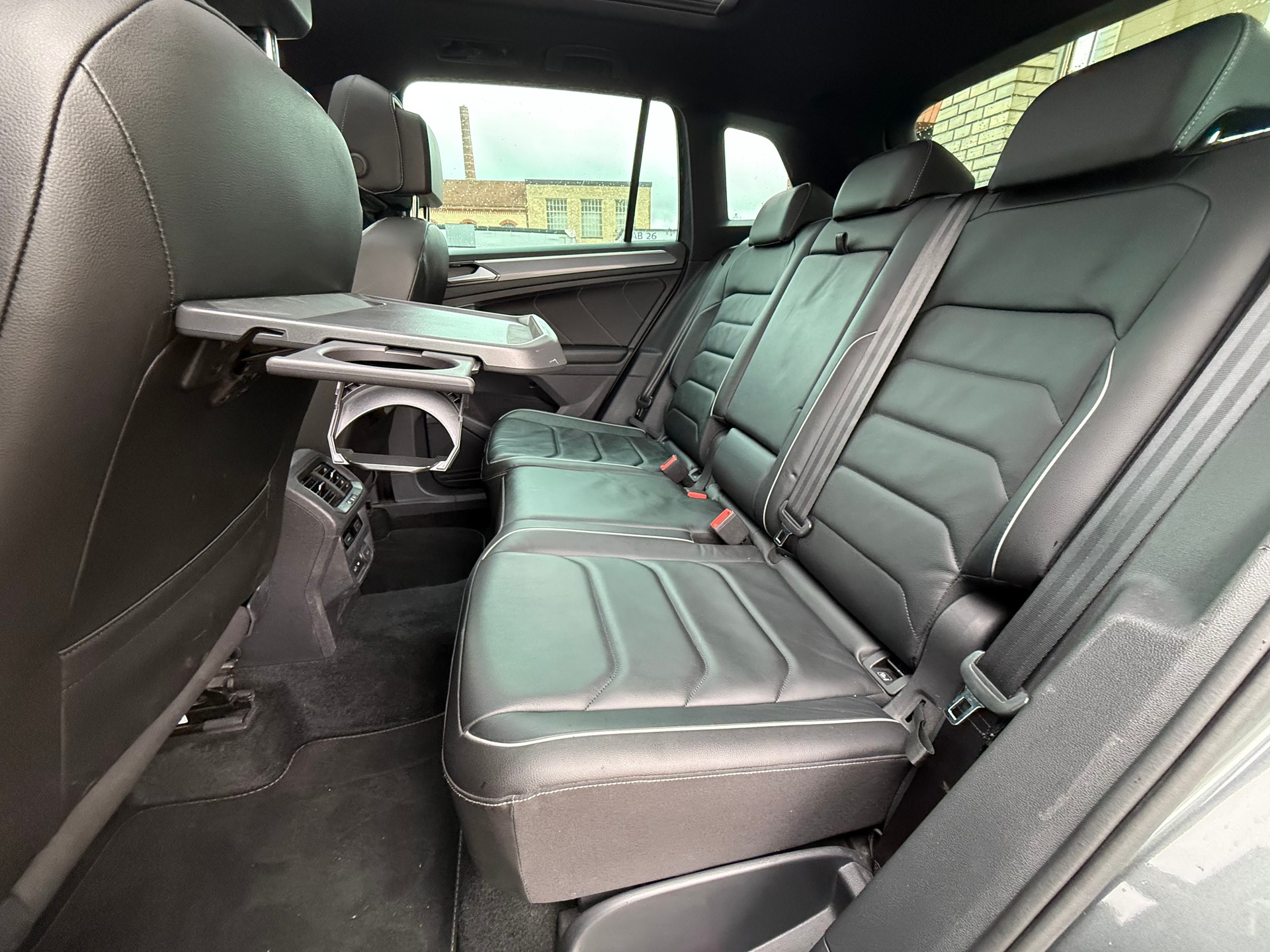 VW Tiguan 2.0TSI Highline R-Line 4Motion DSG-image-13