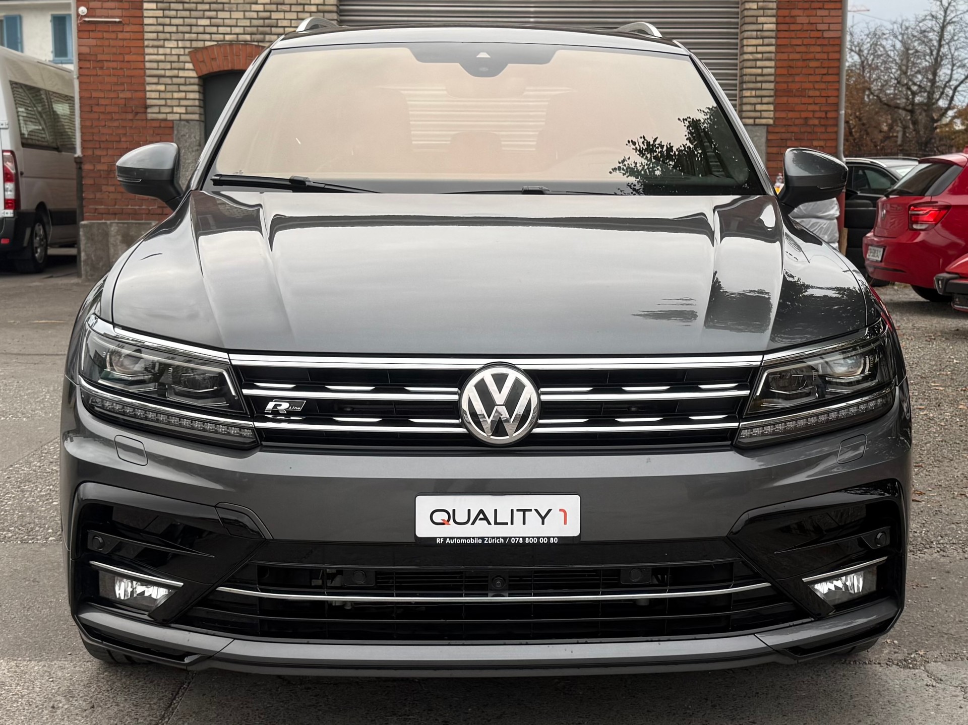 VW Tiguan 2.0TSI Highline R-Line 4Motion DSG-image-1