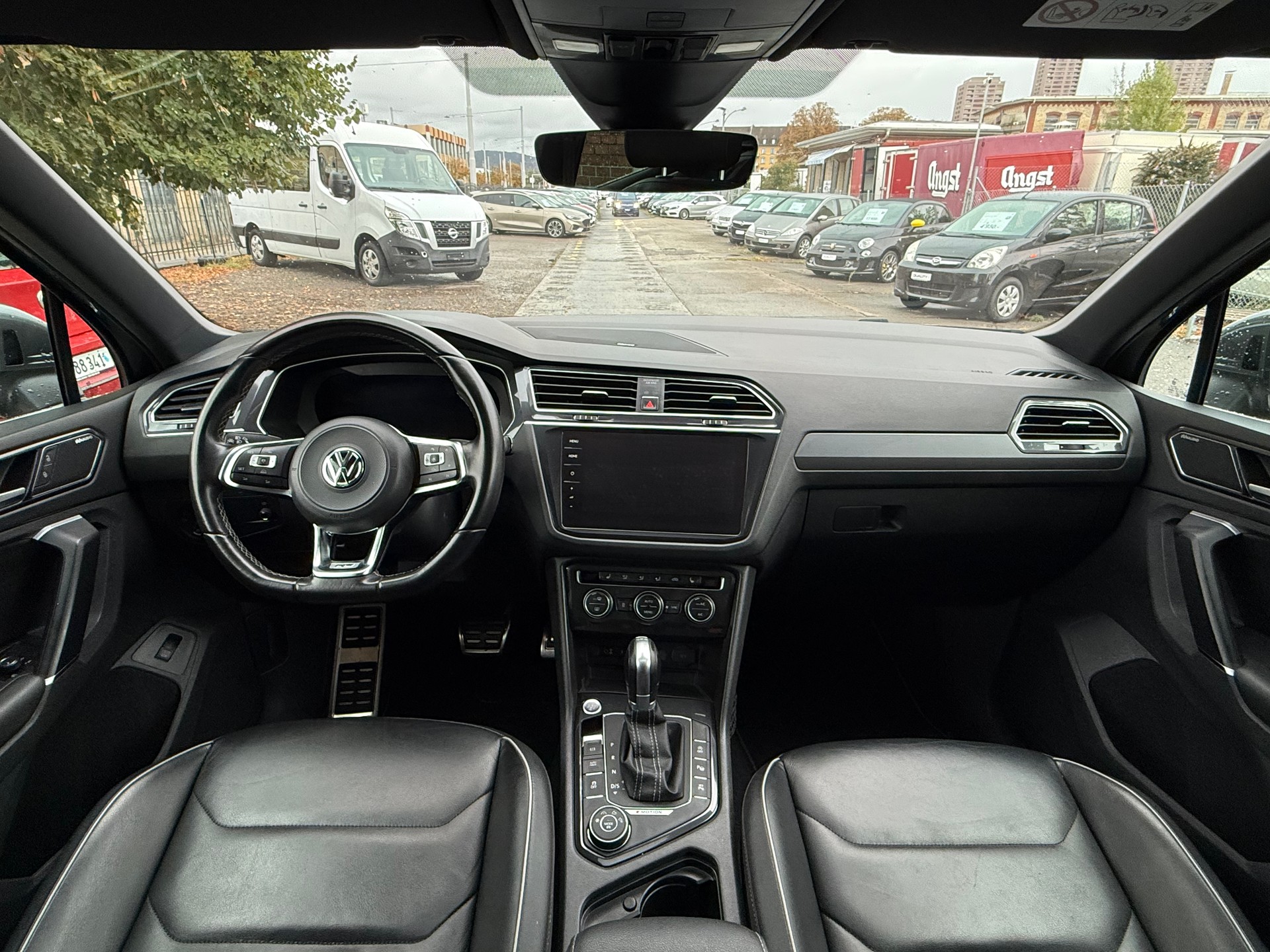 VW Tiguan 2.0TSI Highline R-Line 4Motion DSG-image-9