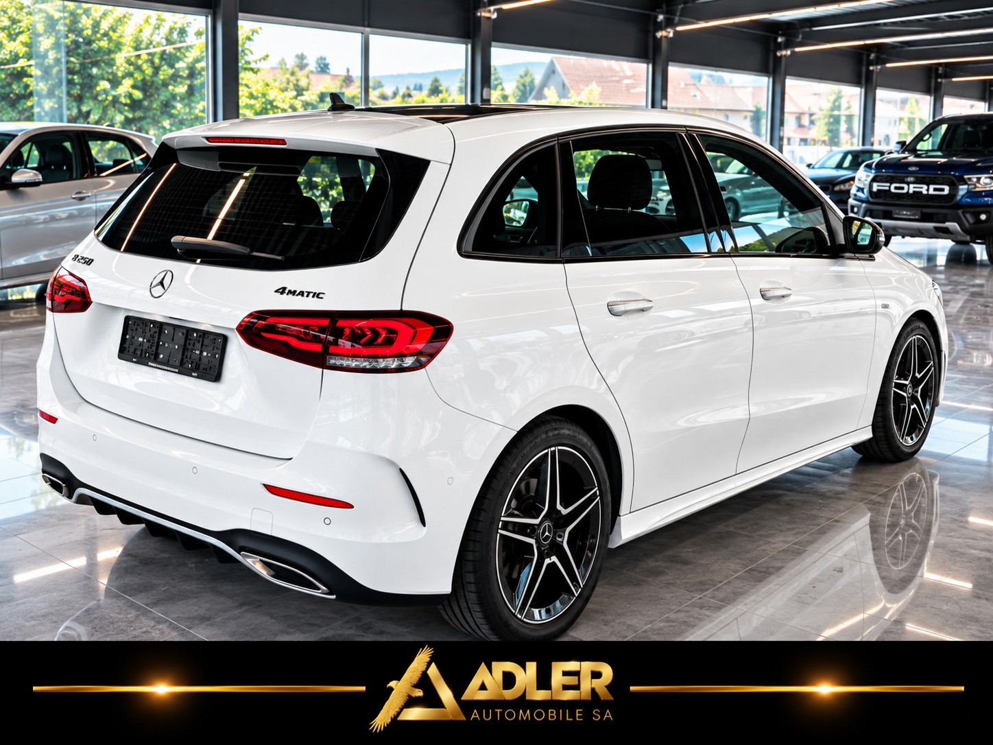 MERCEDES-BENZ B 250 4Matic AMG Line-image-5