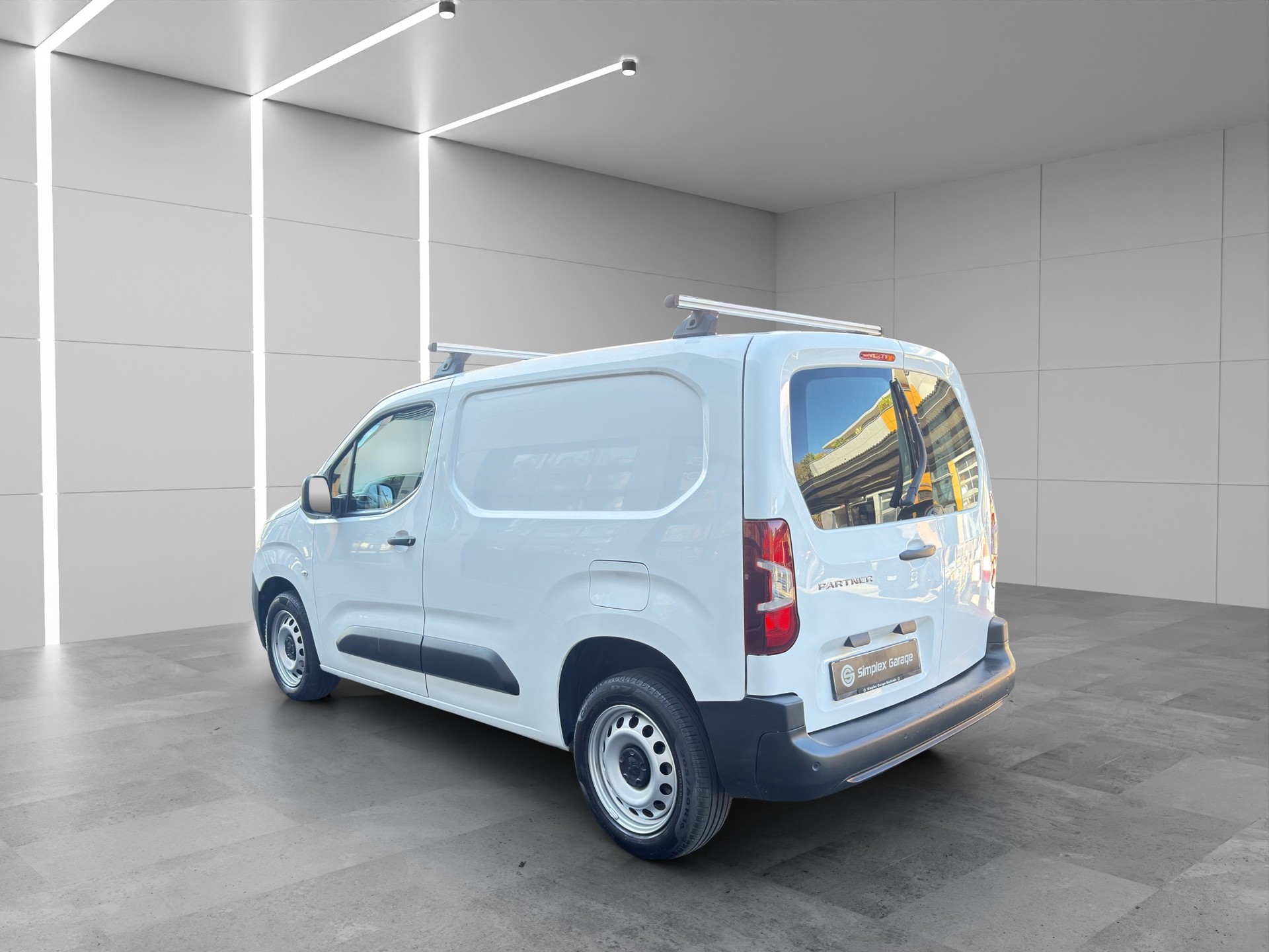 PEUGEOT Partner 1.2 Pure Tech s/s Premium EAT8 1000kg-image-3