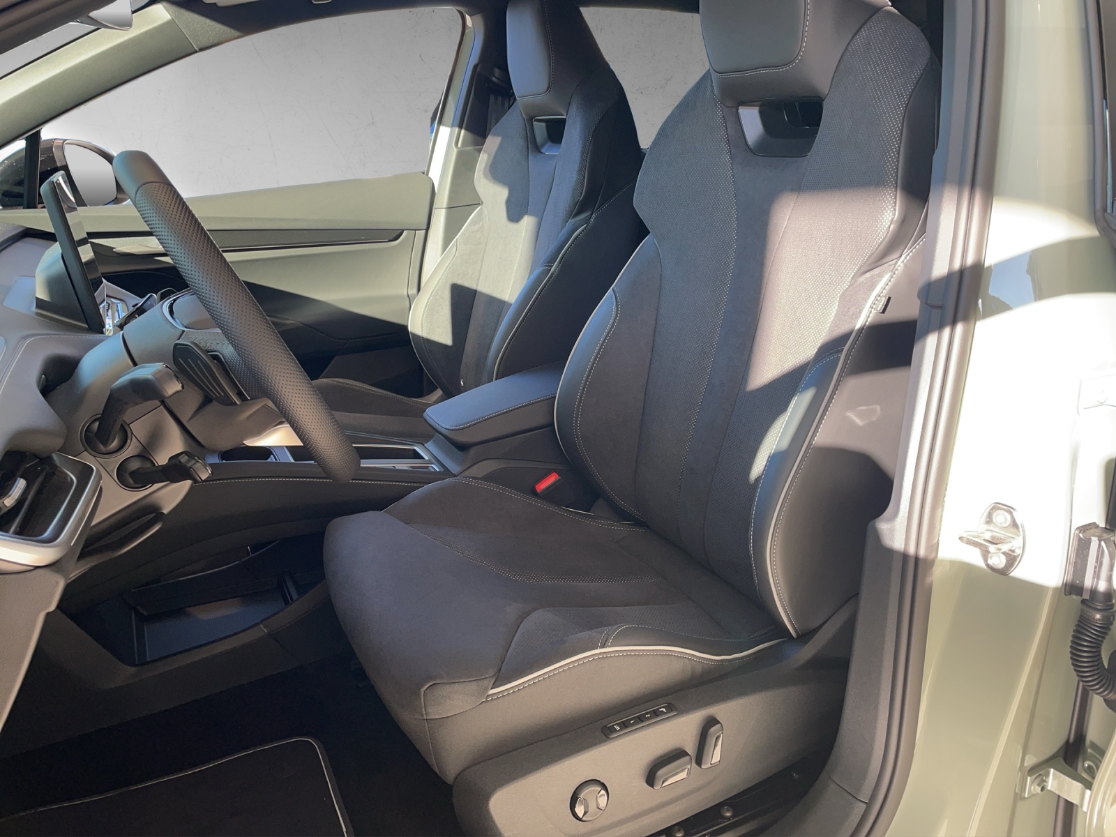 SKODA SKODA Elroq Sportline 85x - Mod. 2027-image-3