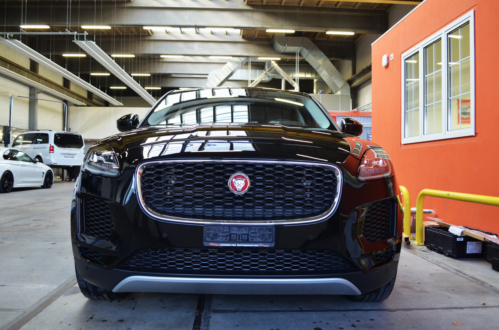 JAGUAR E-Pace 2.0 P300 S AWD Automatik-image-1