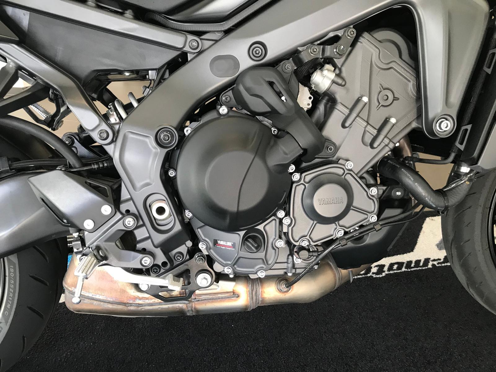 YAMAHA MT-09 Y-AMT (35kW)-image-10