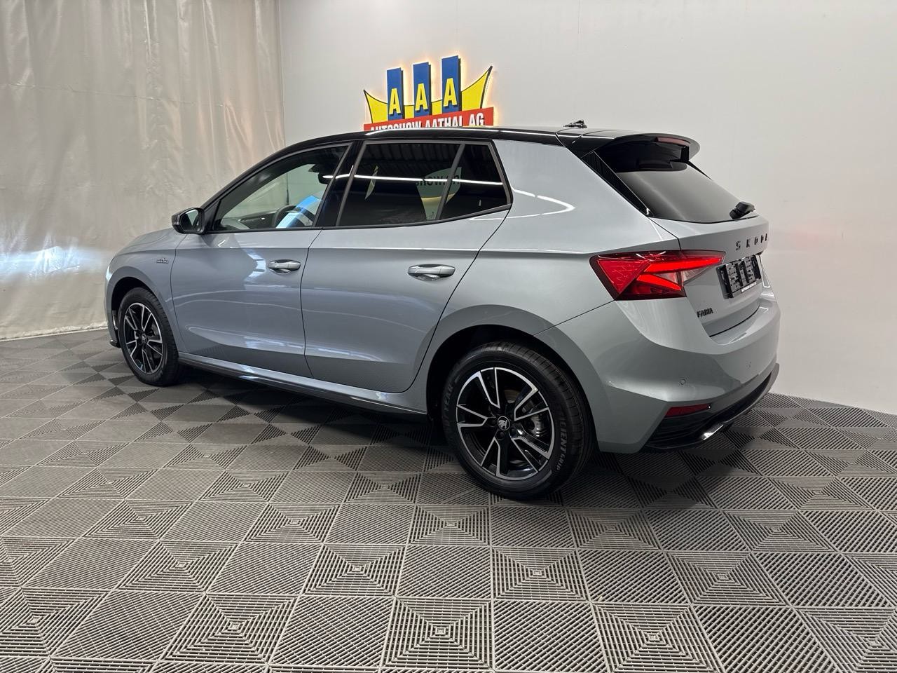 SKODA Fabia 1.5 TSI Monte Carlo DSG-image-1