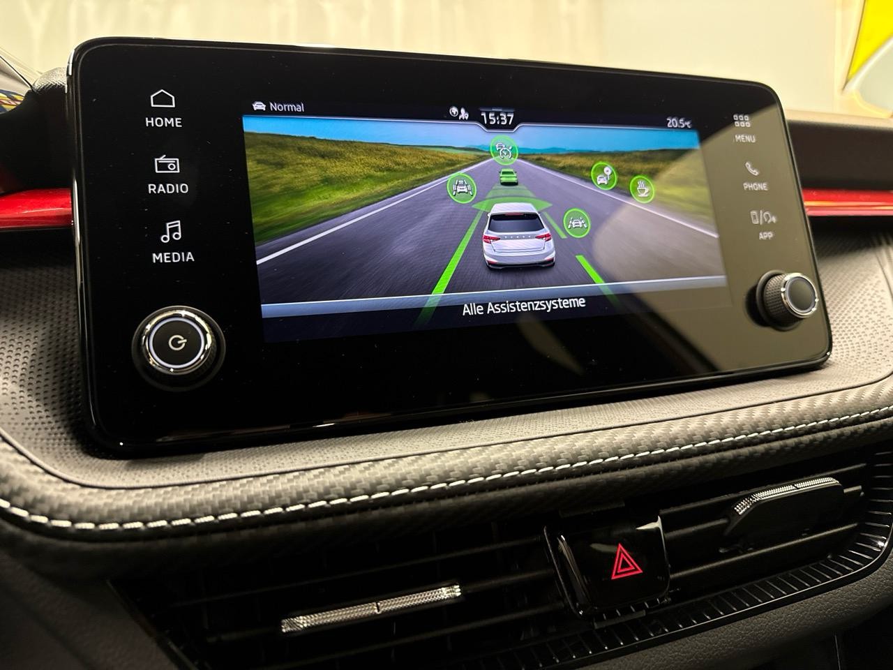 SKODA Fabia 1.5 TSI Monte Carlo DSG-image-7