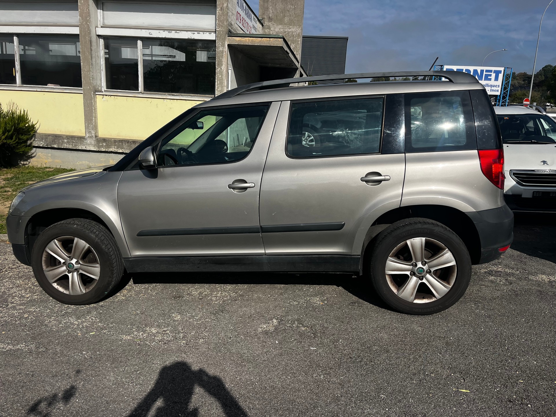 SKODA Yeti 1.2 TSI Ambition-image-2