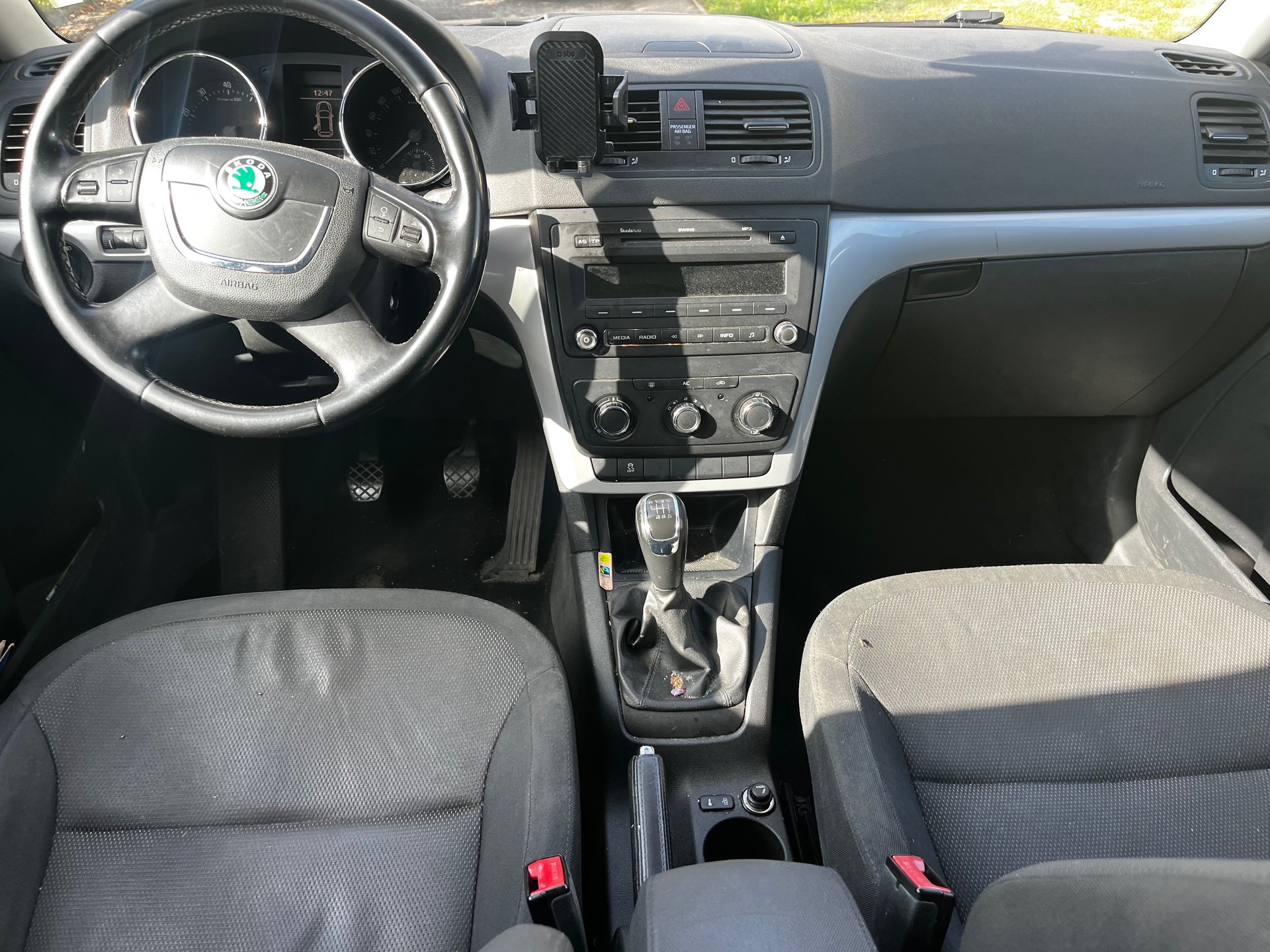 SKODA Yeti 1.2 TSI Ambition-image-9