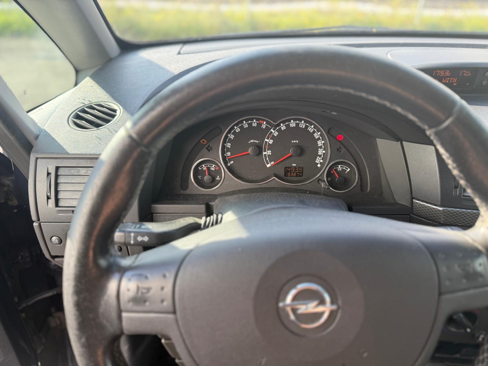 OPEL Meriva 1.6i-16 TP (Essentia)-image-7