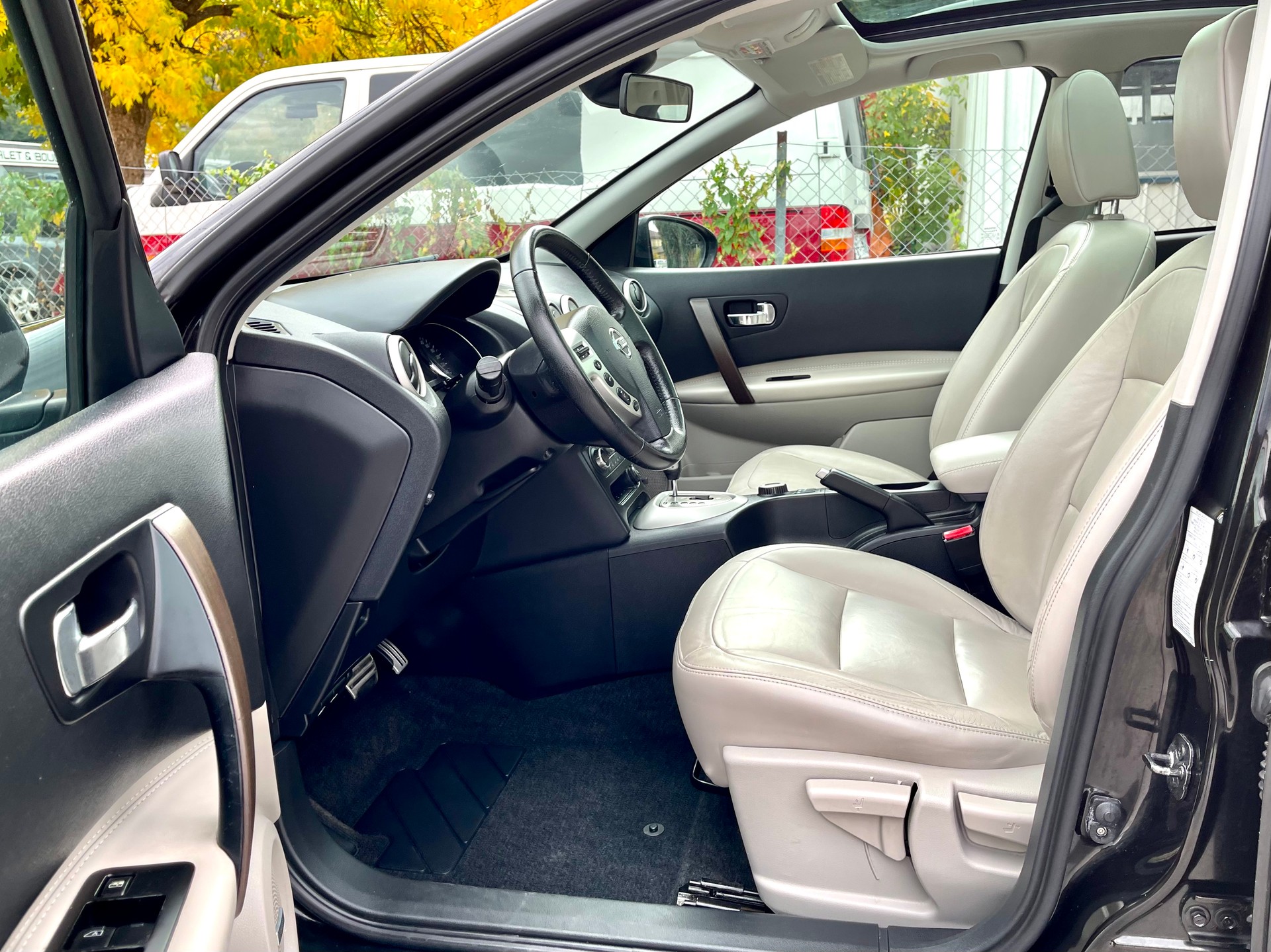 NISSAN Qashqai 2.0 i-Way XTronic CVT-image-16