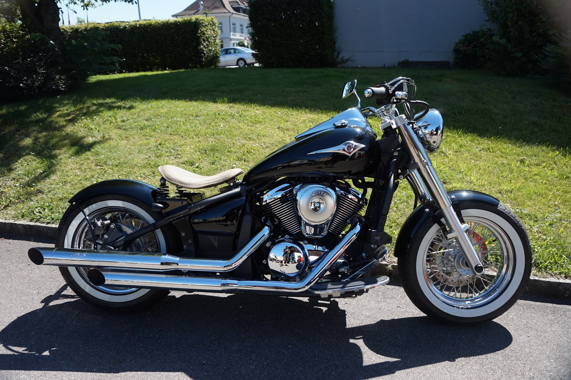 KAWASAKI VN 900 Bobber-showroom-element-1
