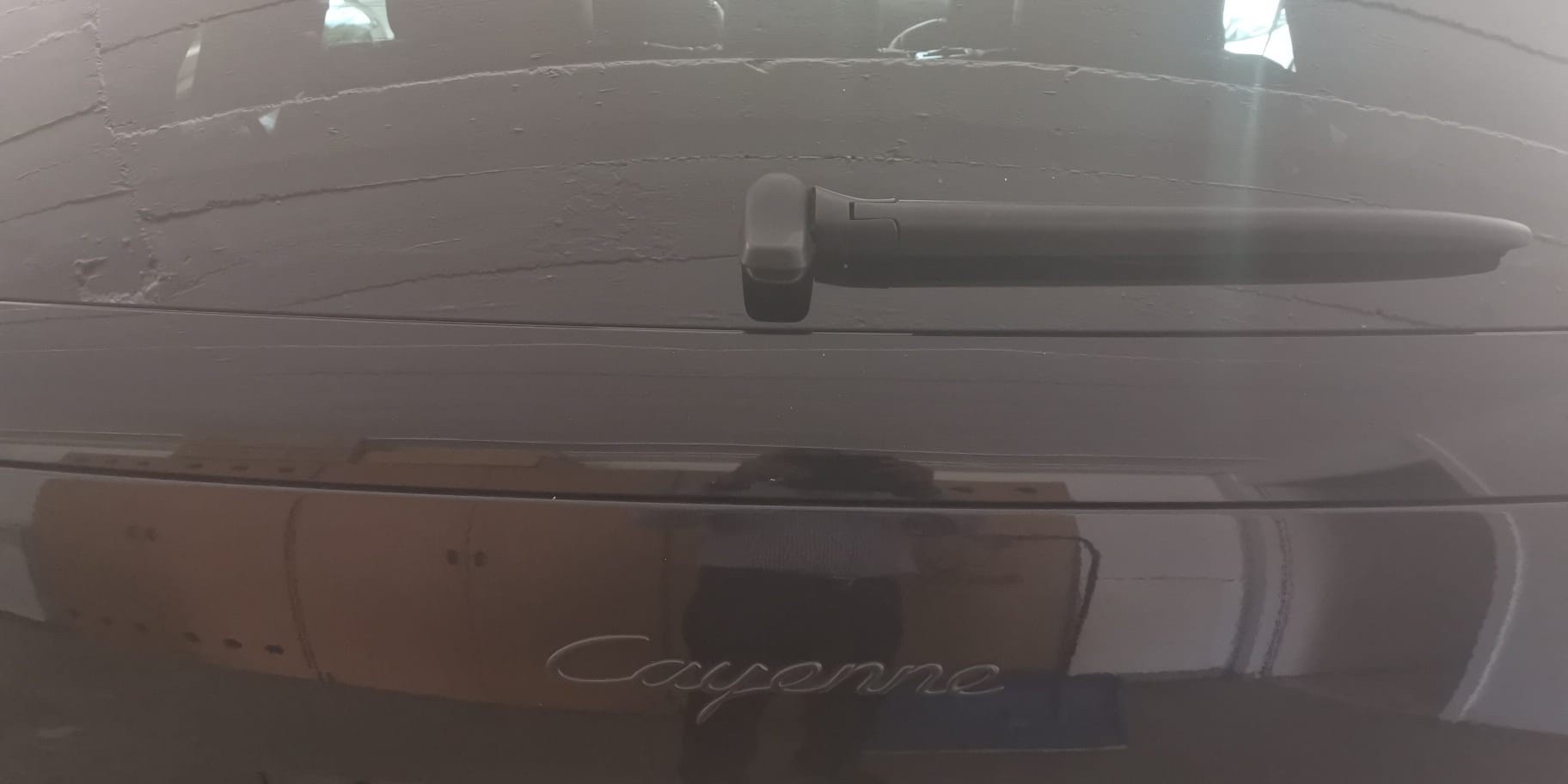 PORSCHE Cayenne-image-2