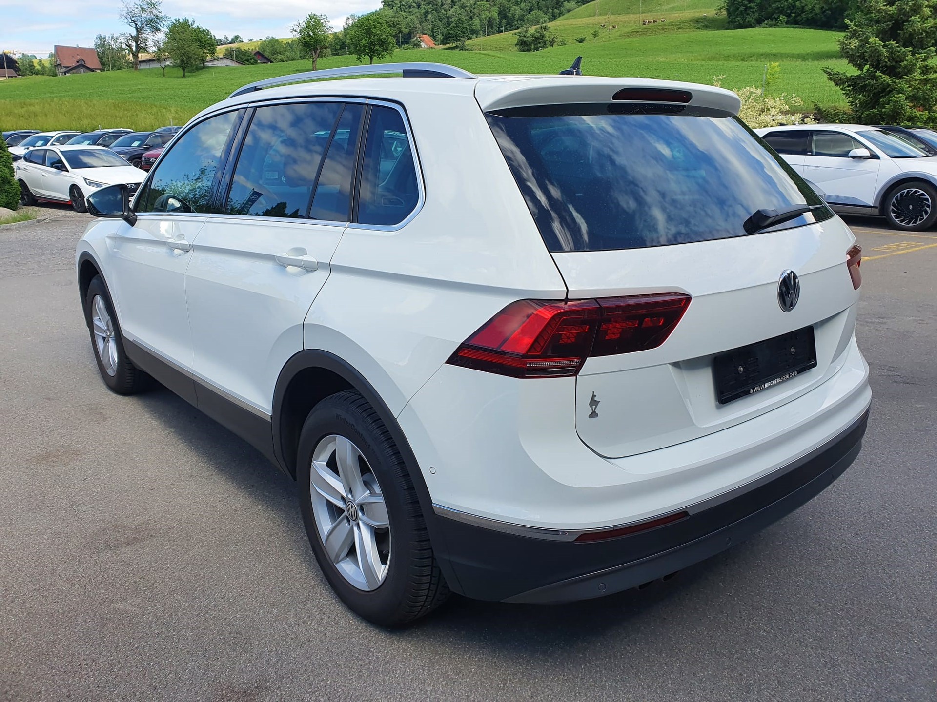 VW Tiguan 2.0TSI Highline 4Motion DSG-image-2