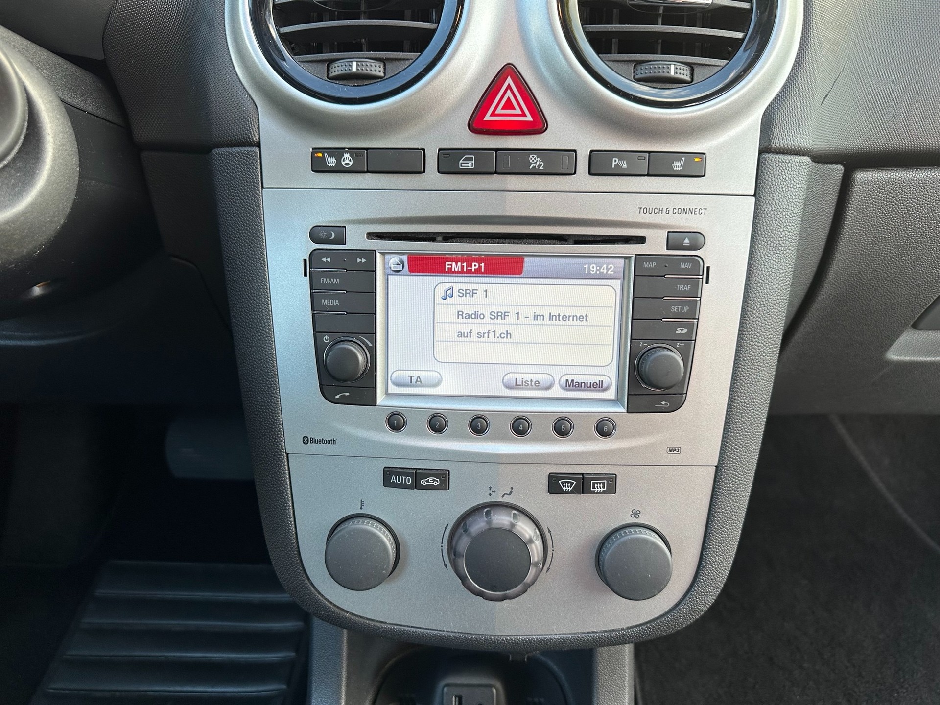 OPEL Corsa 1.4 TP Sport Automatic-image-10