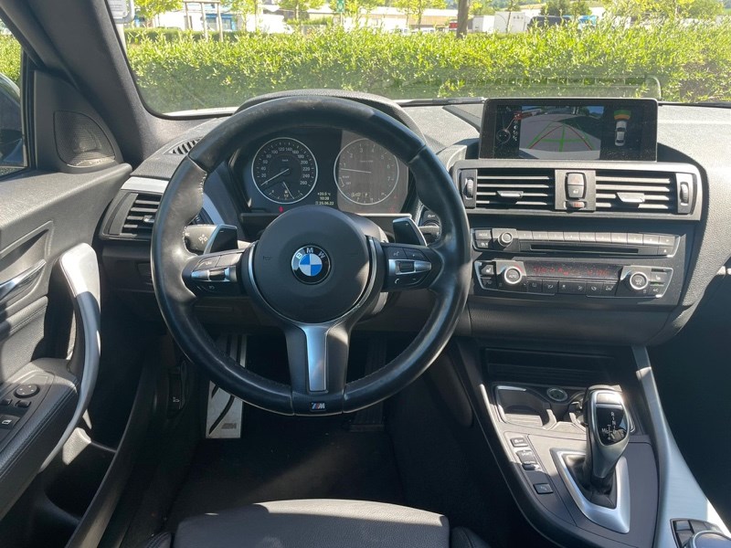 BMW M235i Steptronic-image-7