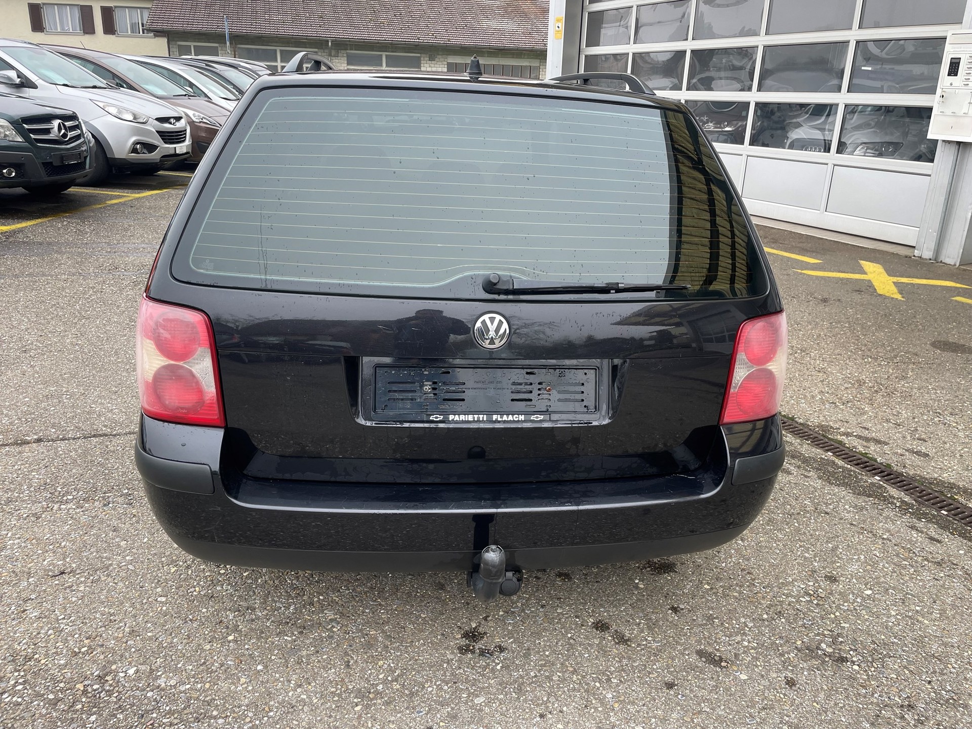 VW Passat Variant 1.8 T Highline-image-5