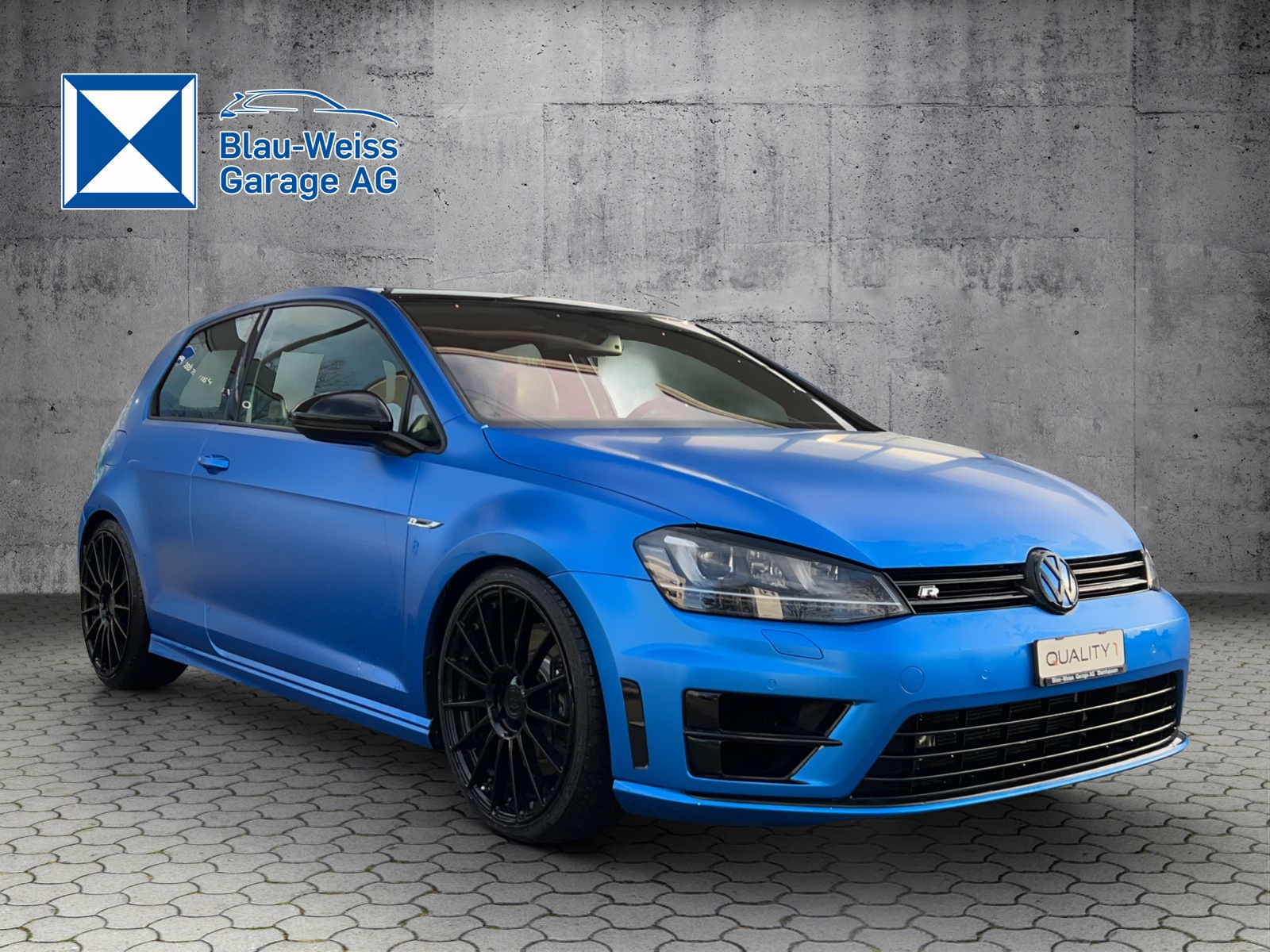 VW Golf 2.0 TSI R 4Motion DSG-image-2