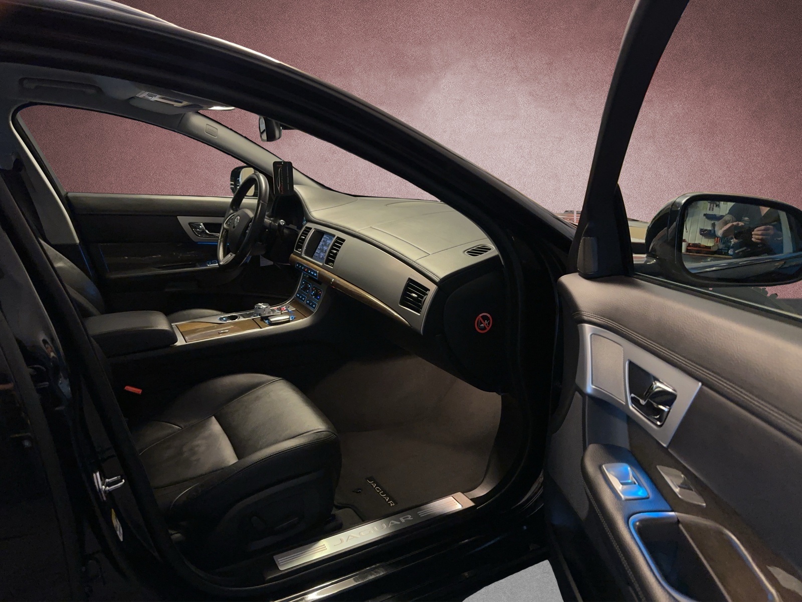 JAGUAR XF Sportbrake 2.2d Premium Luxury-image-11