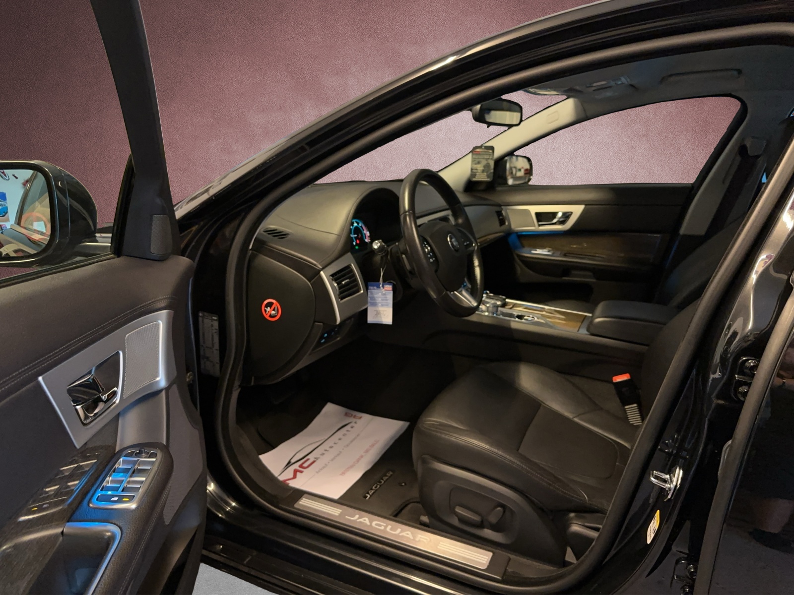 JAGUAR XF Sportbrake 2.2d Premium Luxury-image-5